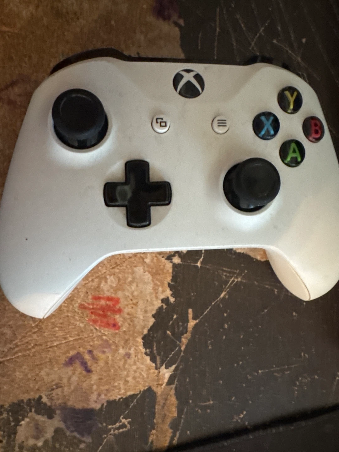 White Xbox Wireless Controller ‘READ DESCRIPTION’