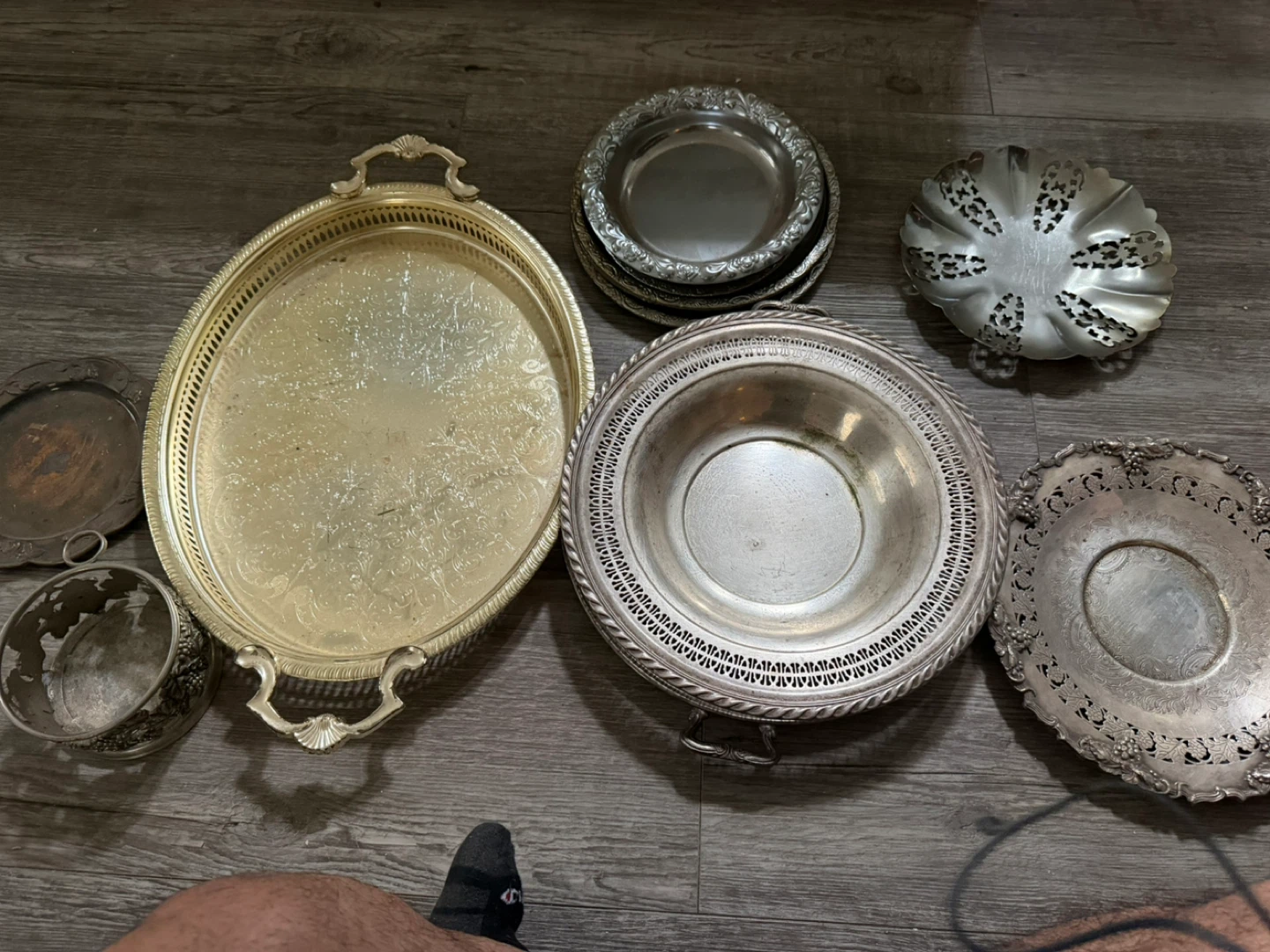Assorted Vintage Silver Plated Trays and Bowls - photo 2