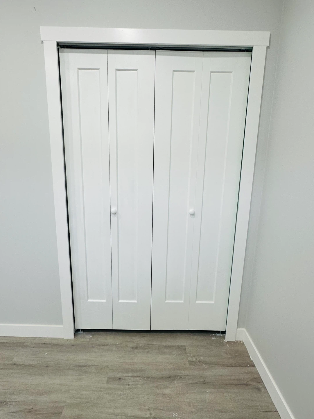 Two bedroom legal basement available for rent - photo 5
