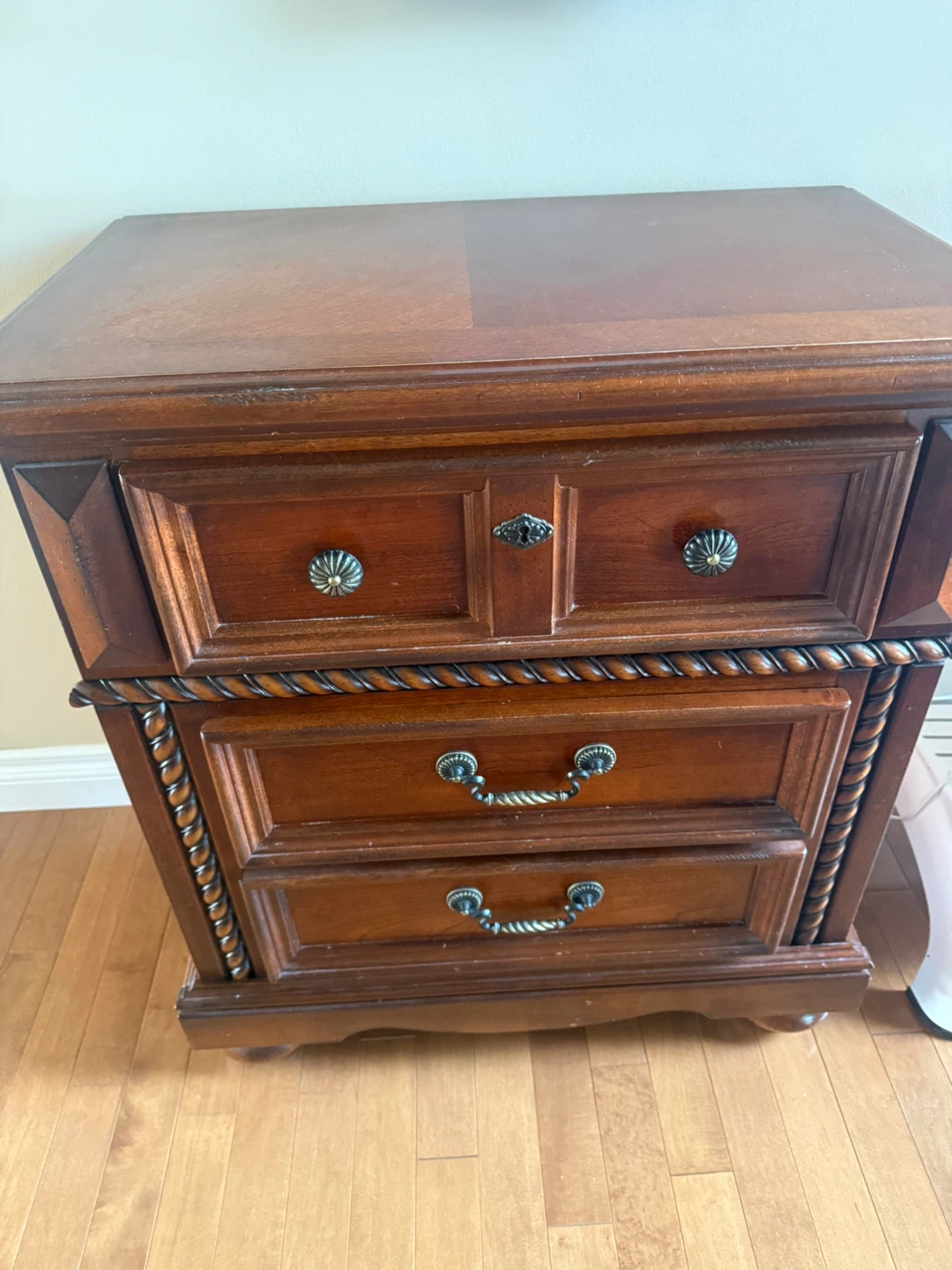 Wooden 3-Drawer Nightstand