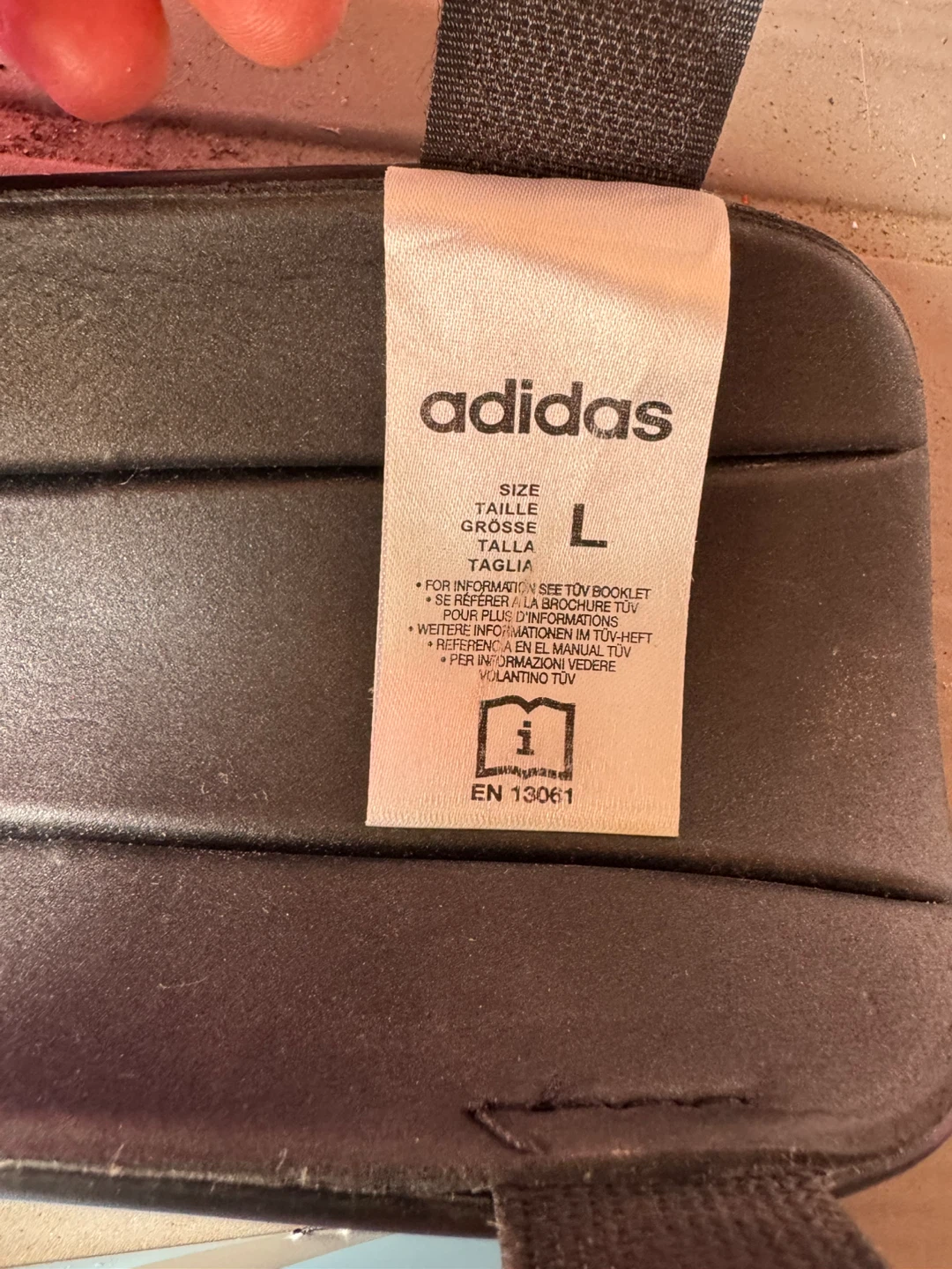 Adidas Messi Shin Guards Size L - photo 2