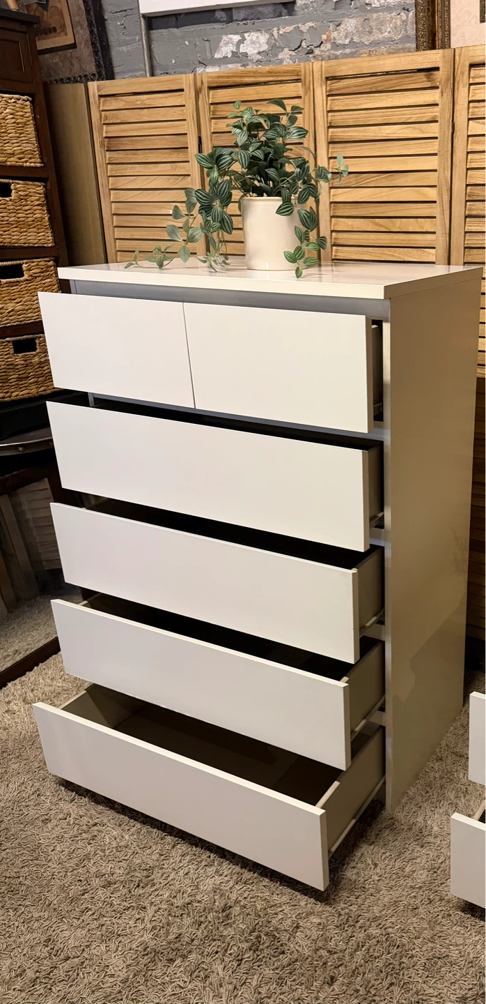 6-Drawer Dresser - photo 4