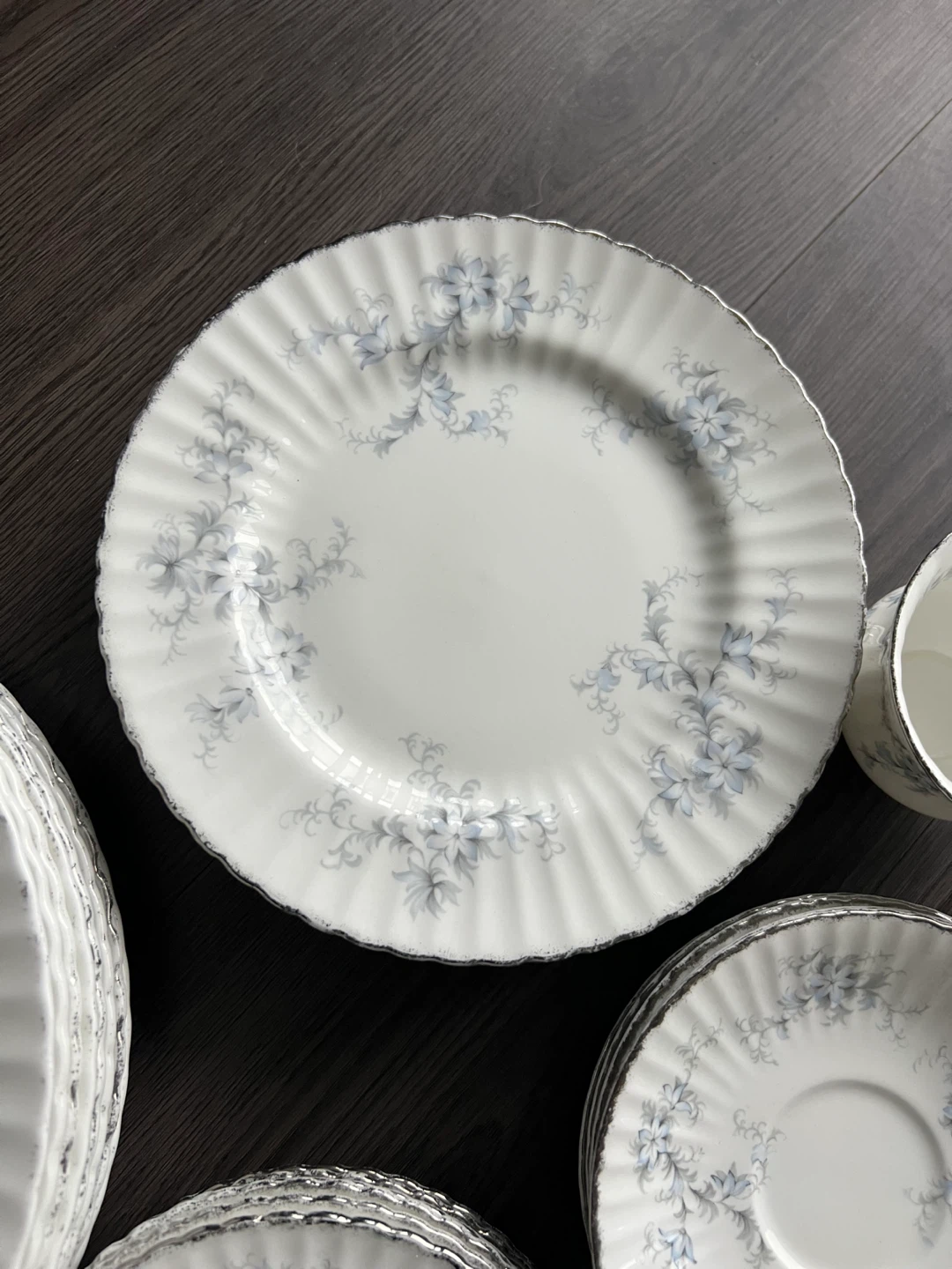 Royal Albert / Paragon “Bride’s Choice” Bone China Set – 32 pcs - photo 4