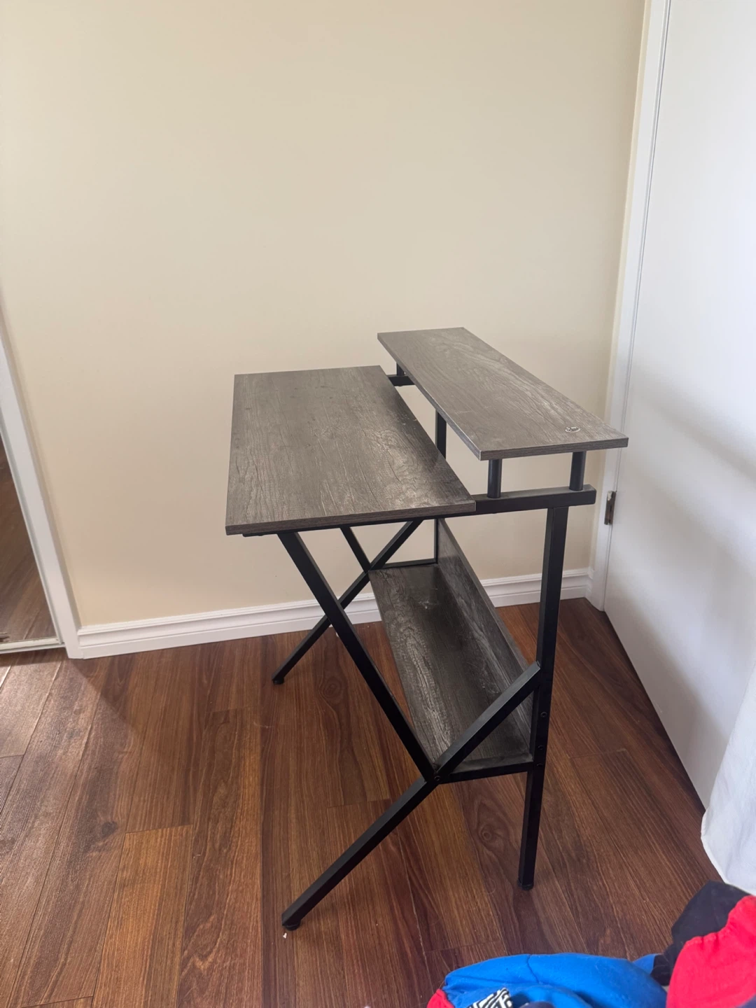 Compact Desk with Shelves - photo 3