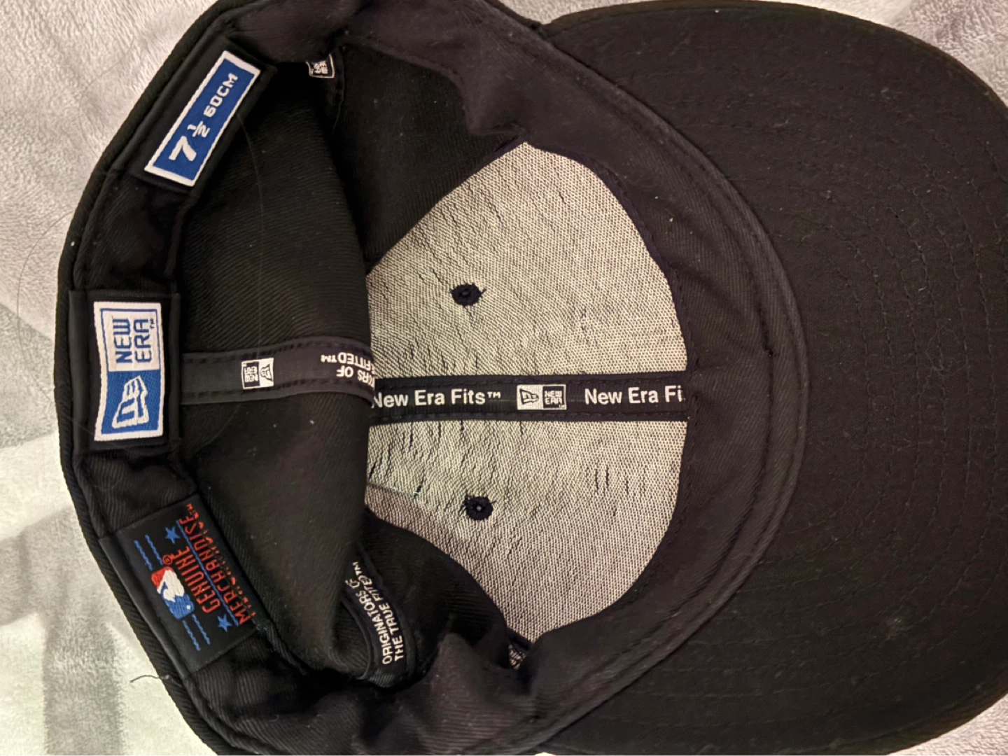 New Era Black Fitted Baseball Cap - photo 3
