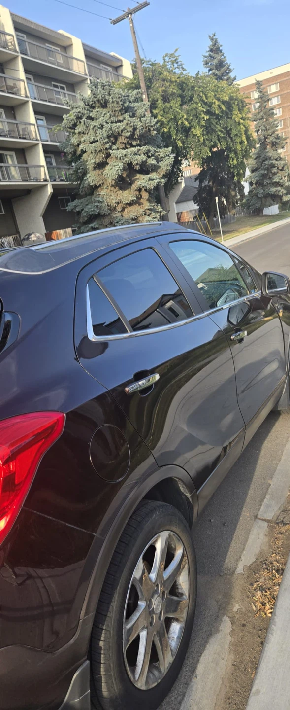 Brown Buick Encore SUV - photo 2