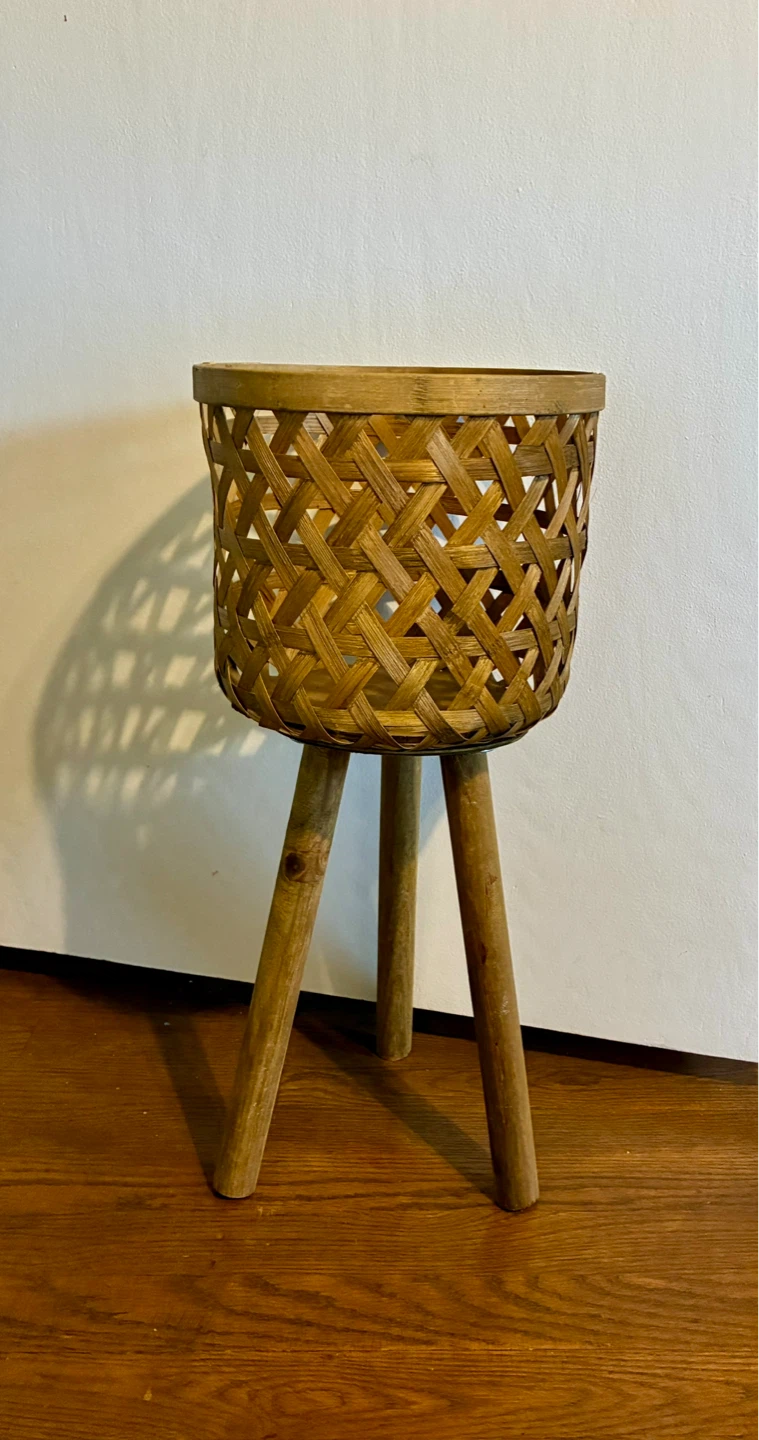 Woven Basket Plant Stand