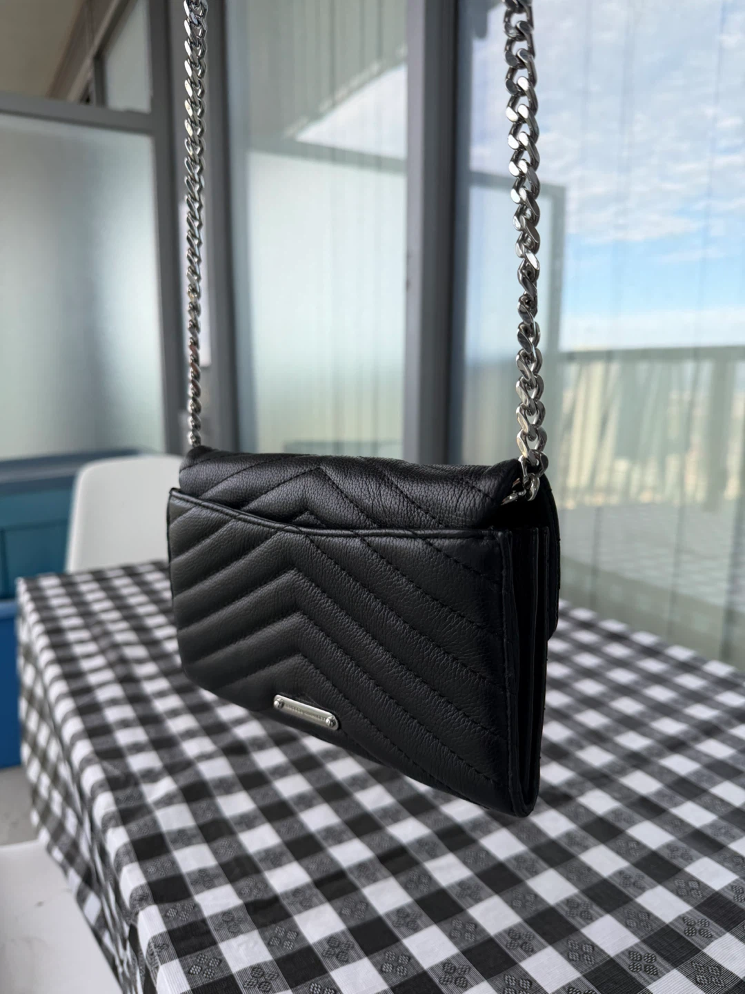 Rebecca Minkoff Black Leather Chevron Quilted Wallet on Chain - photo 4