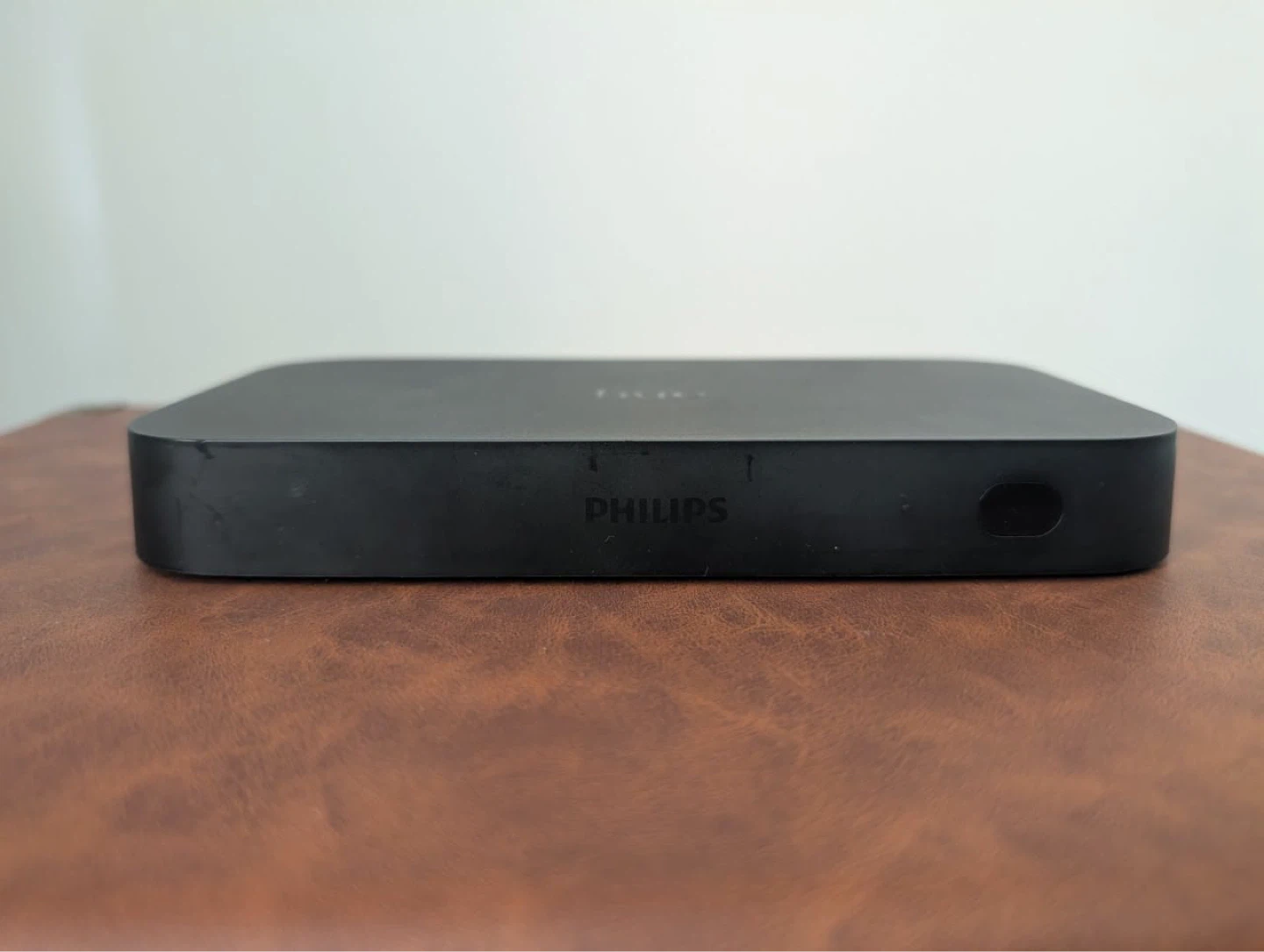 Philips Hue Play 4K HDMI Sync Box - photo 2