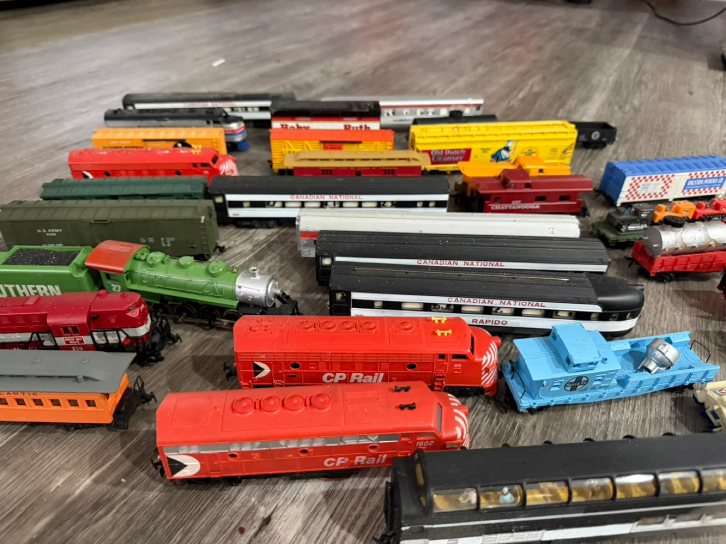 Collection of Model Train Cars and Locomotives - photo 5