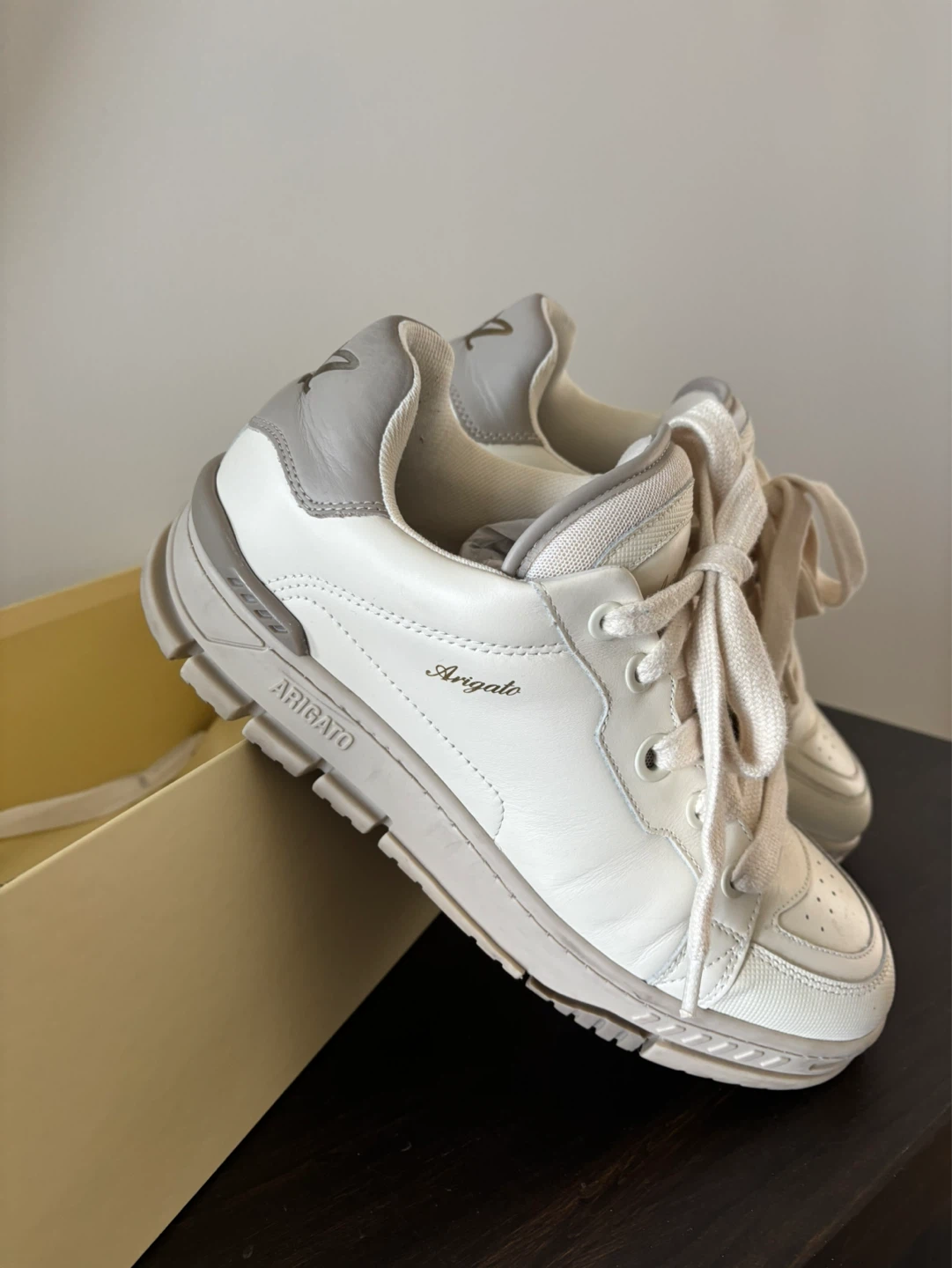 Arigato Cream Sneakers SIZE 10 - photo 2