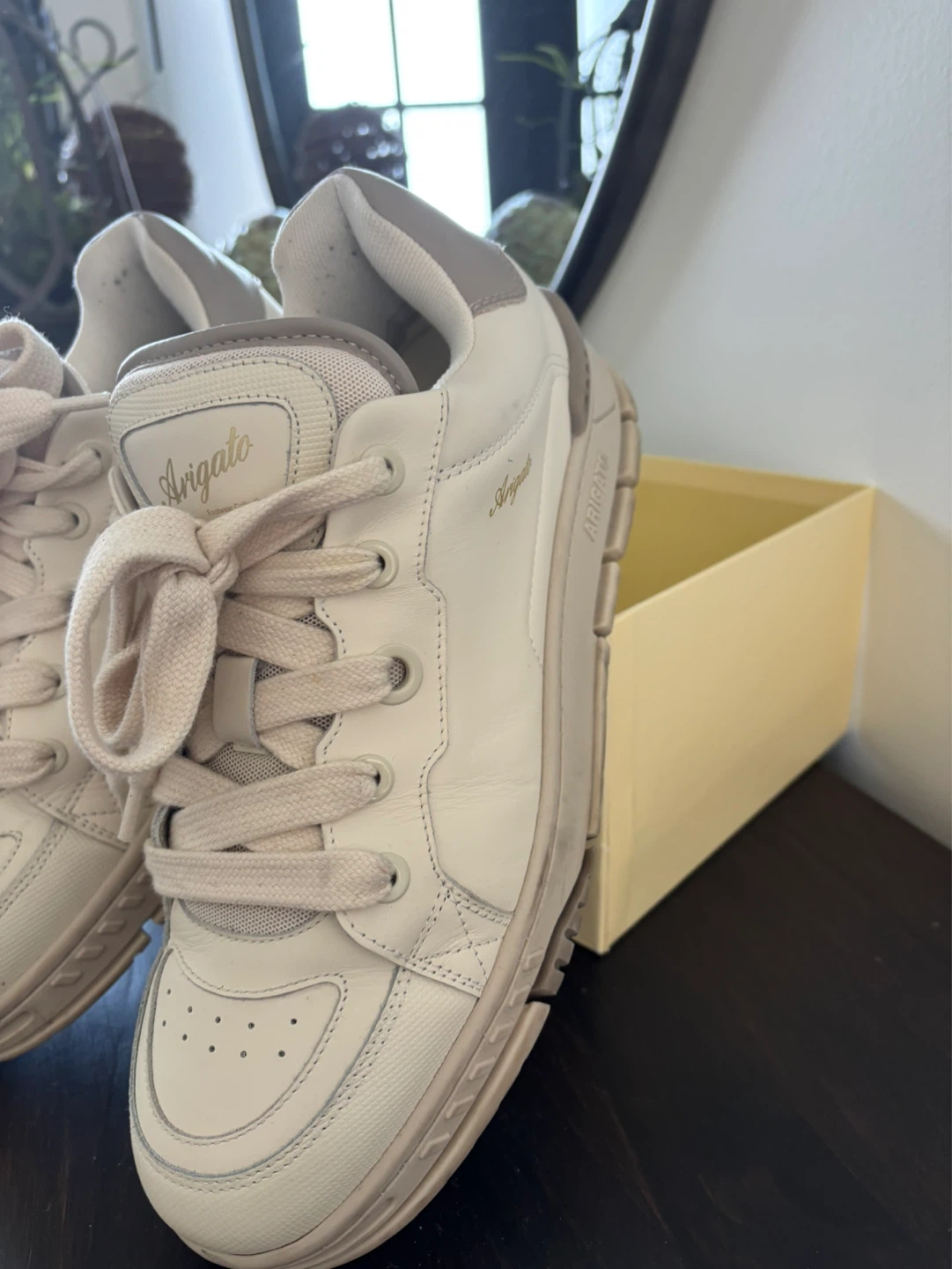 Arigato Cream Sneakers SIZE 10 - photo 3