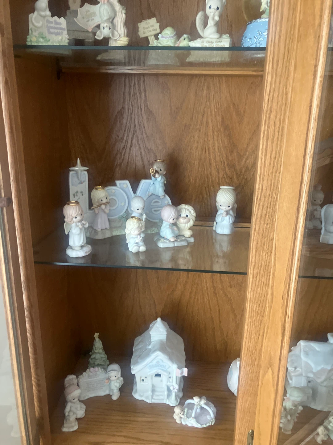 Precious Moments Figurines Collection - photo 3