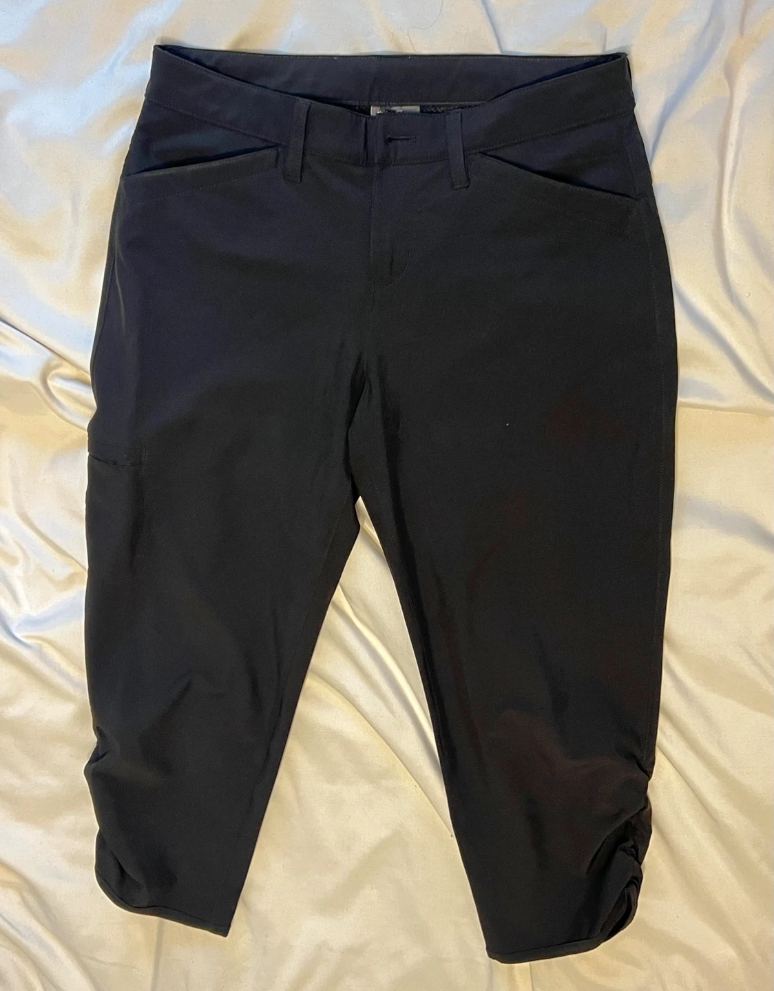 Eddie Bauer Women's Black Capri Pants