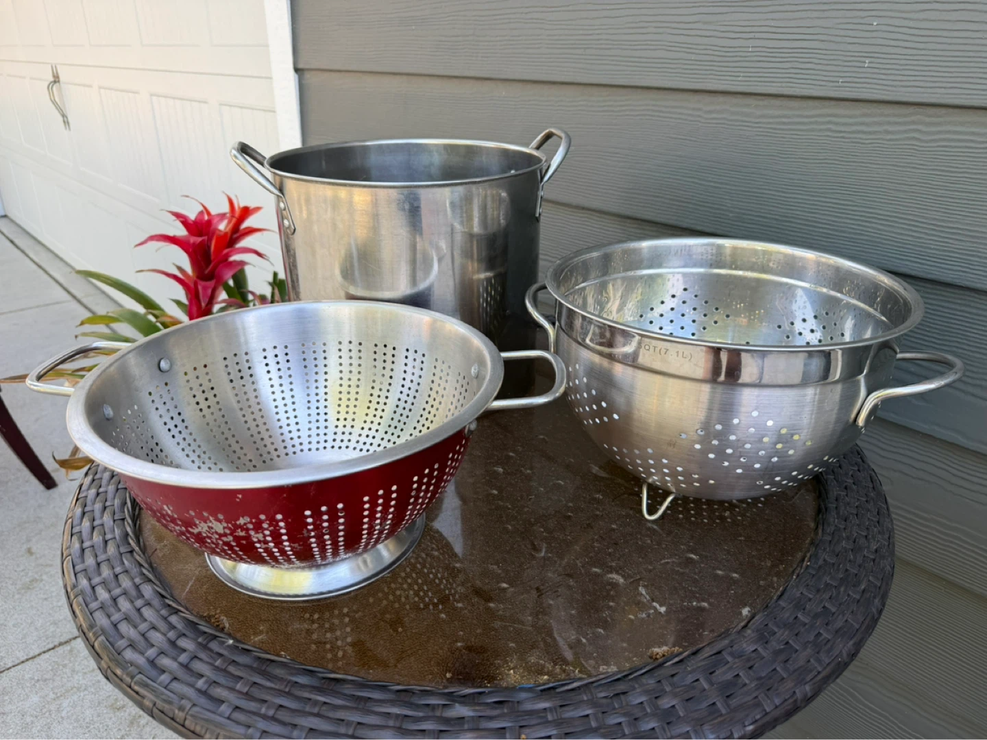 Set of 2 Colanders and Stock Pot - photo 4