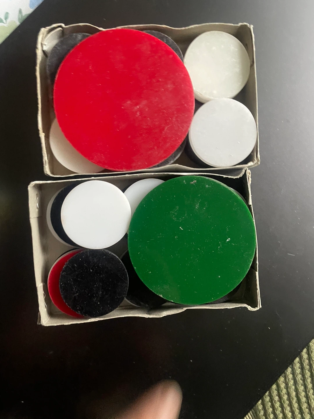 Carom board playing pieces