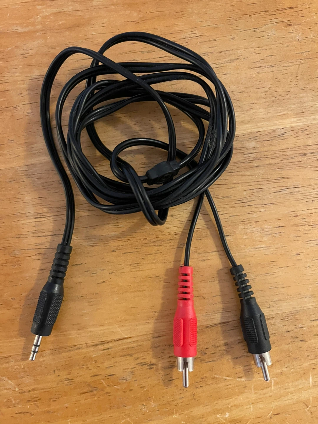 3.5mm to RCA Audio Cable - photo 2