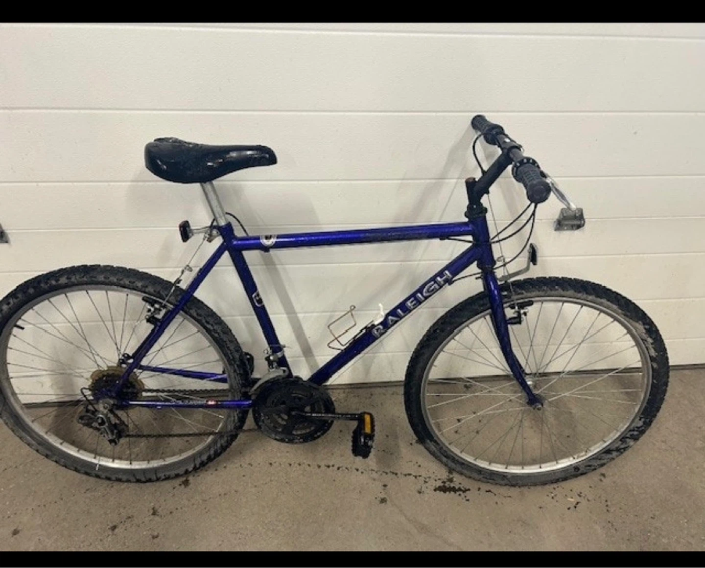 Men’s Raleigh Mountain Bike