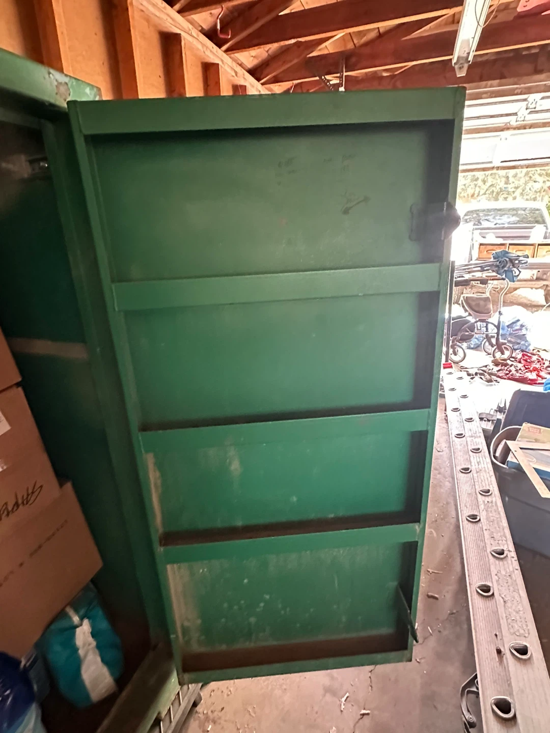 Greenlee 2-Door Cabinet - photo 2