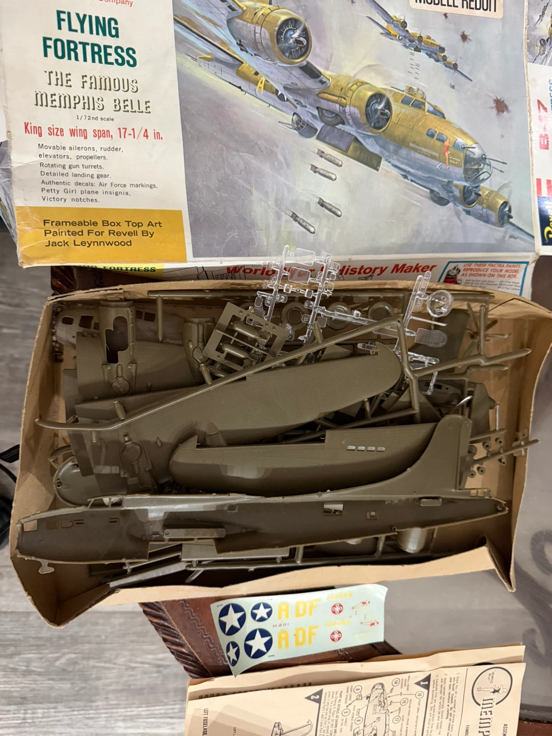 Revell B-17 Flying Fortress "The Famous Memphis Belle" Model Kit - photo 5