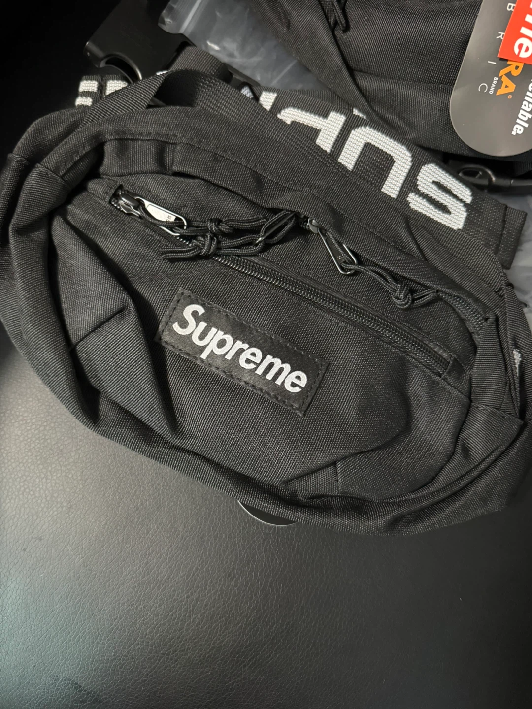 Supreme Waist Bag Black - photo 3