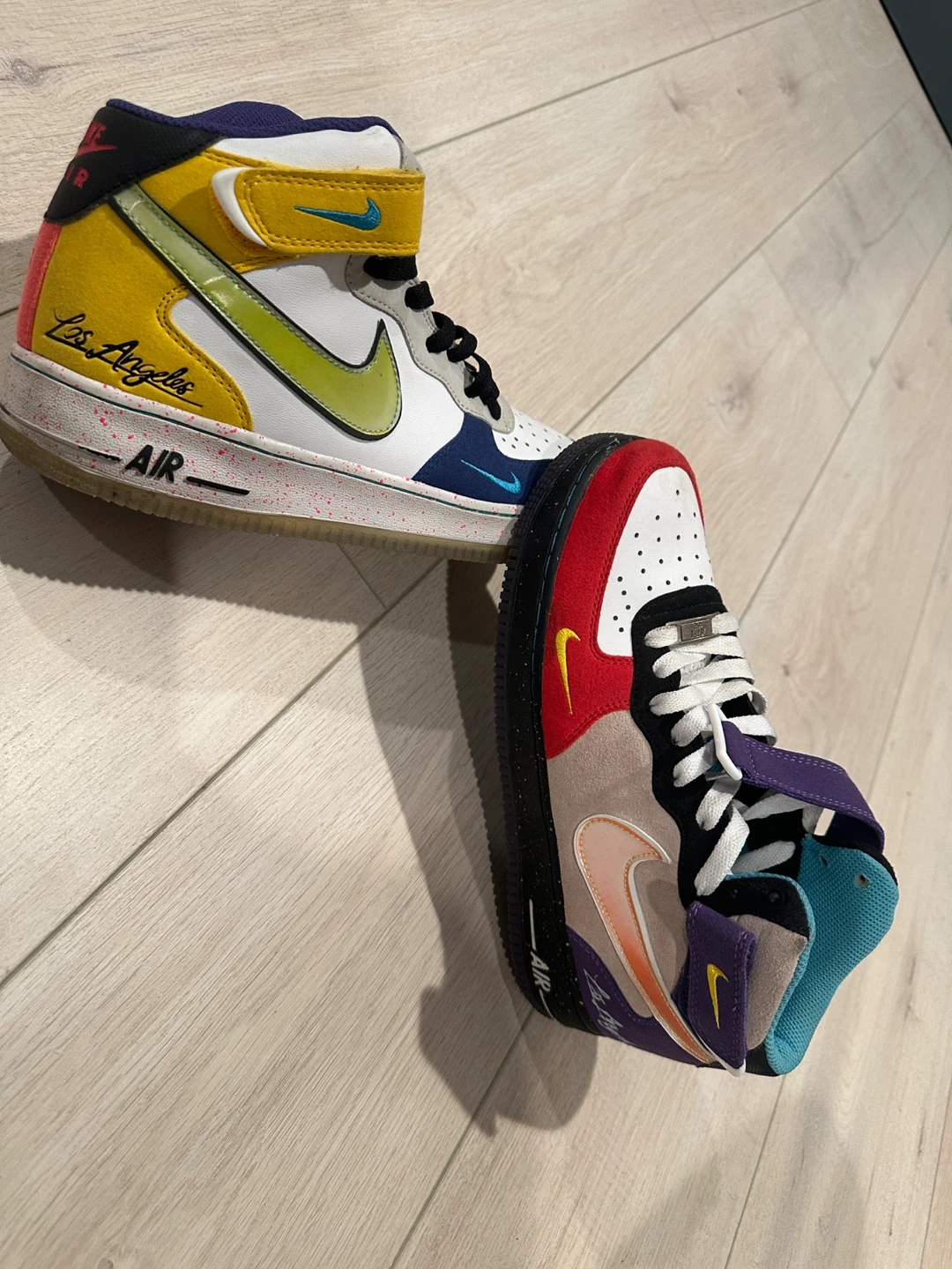 Nike Air Force 1 Mid 'Los Angeles' Sneakers - photo 2