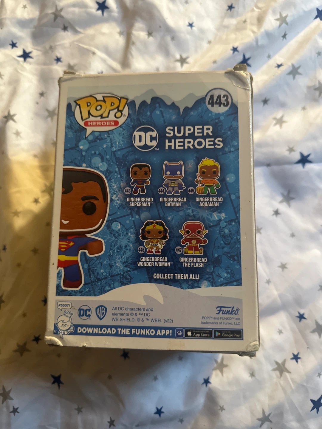 DC Super Heroes Gingerbread Superman #443 Vinyl Figure - photo 2