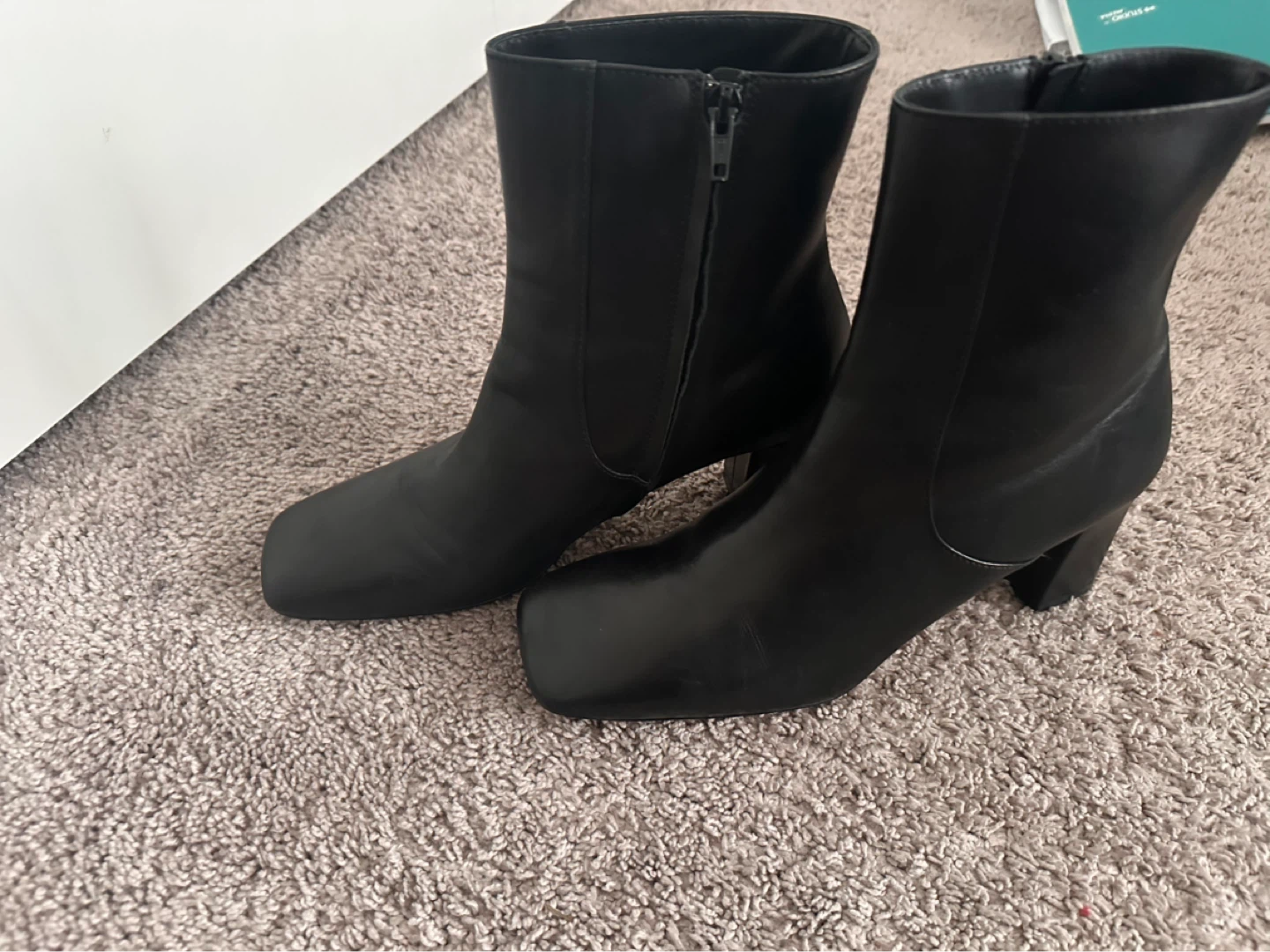 Club Monaco Jorga Black Ankle Boots - EUR 40 / US 10 - photo 5
