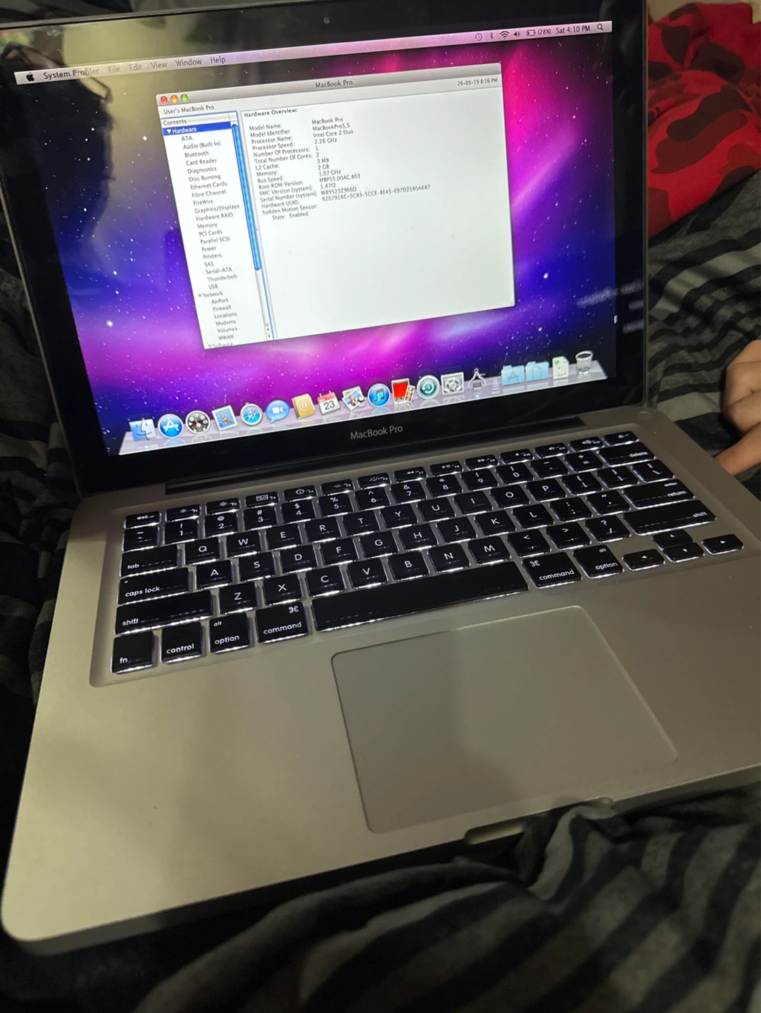 Apple MacBook Pro 15-inch Laptop - photo 2