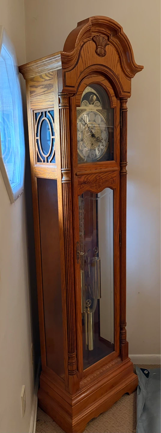 Howard Miller Oak Grandfather Clock - photo 2