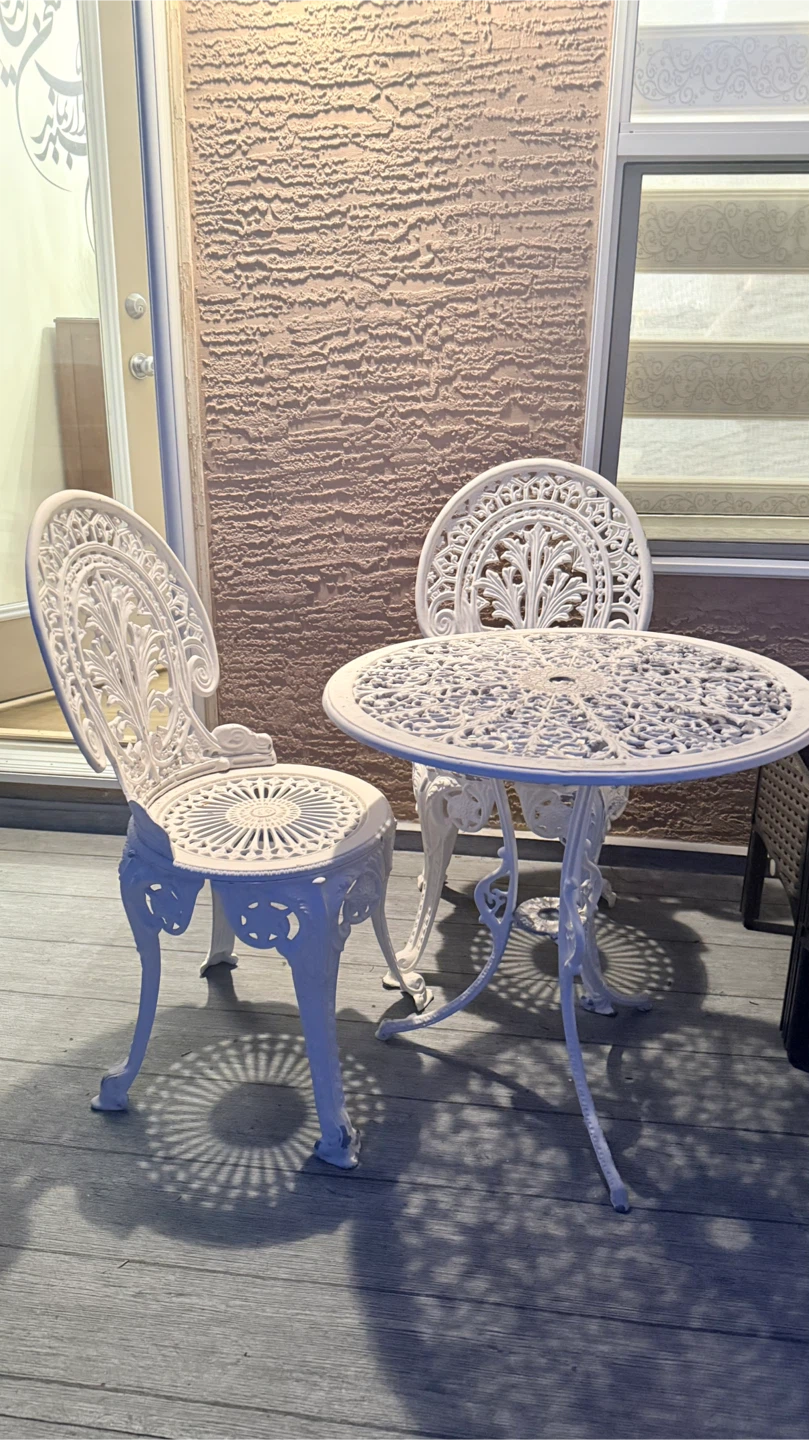 White Cast Iron Bistro Set - Table and 2 Chairs