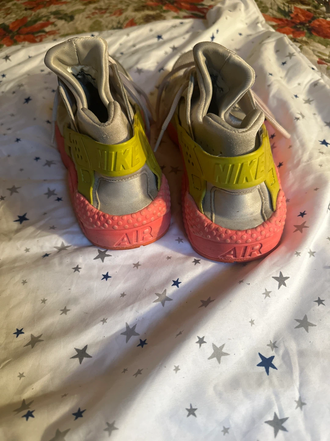 Nike Air Huarache Women's Shoes - photo 5
