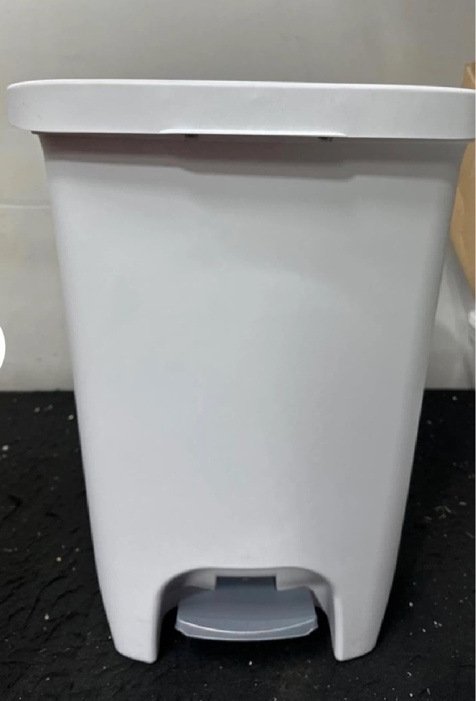 Glad 13 Gallon Step Can with Odor Protection - photo 3