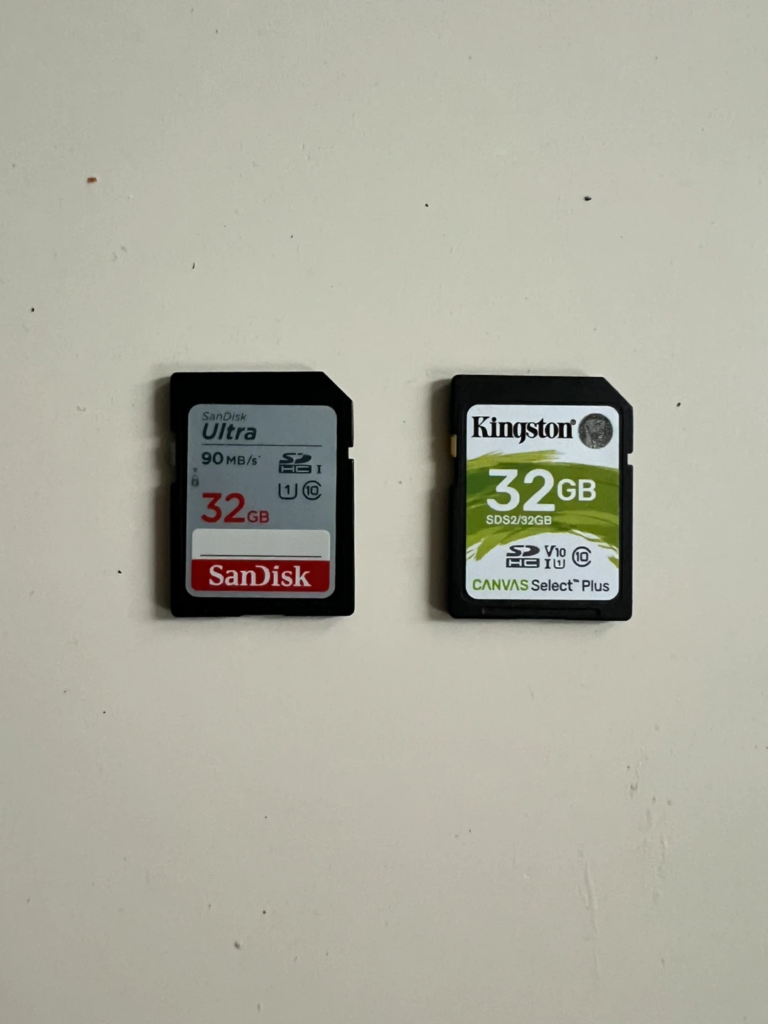 SanDisk Ultra 32GB & Kingston 32GB SD Cards