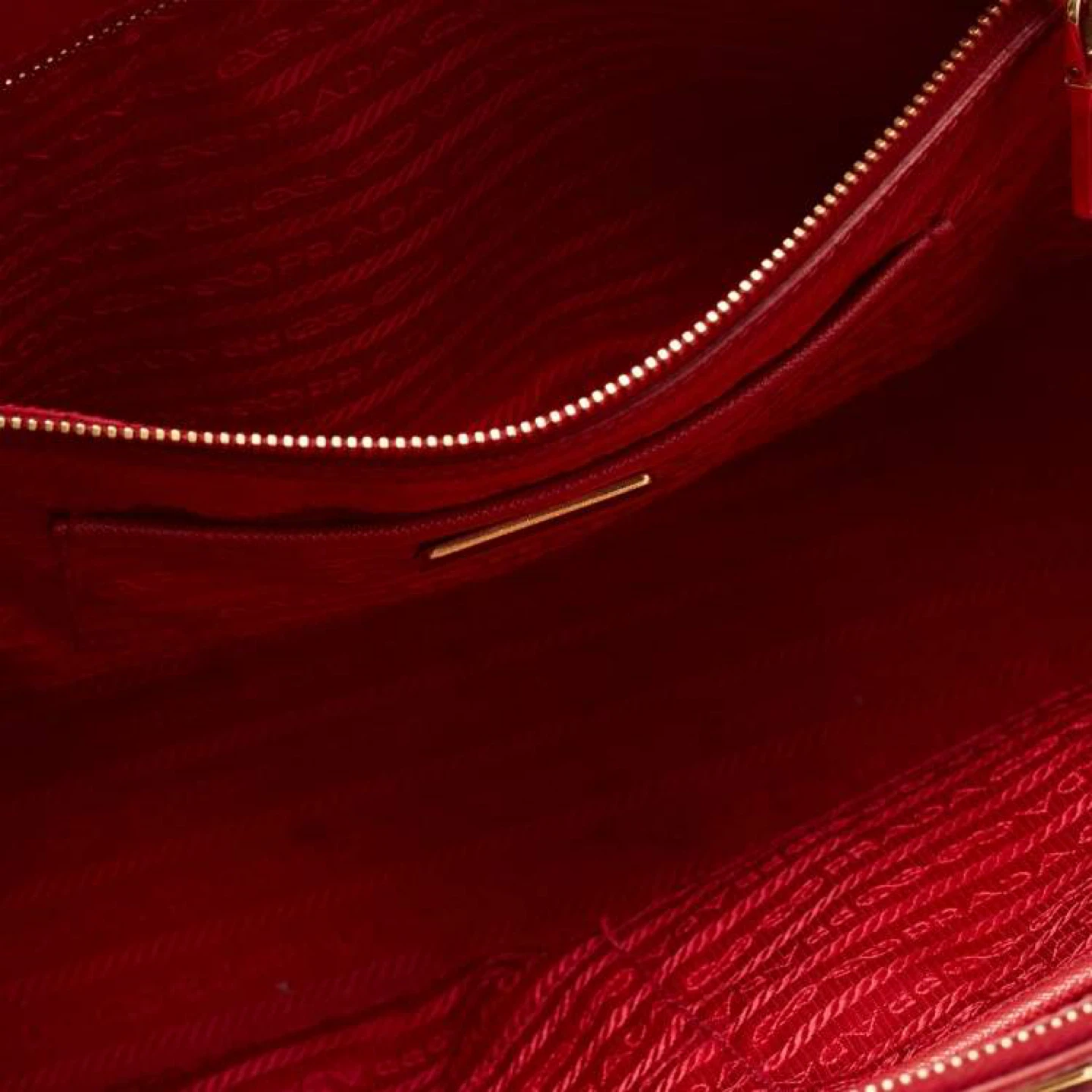 Prada Red Saffiano Lux Leather Large Double Zip Tote - photo 4