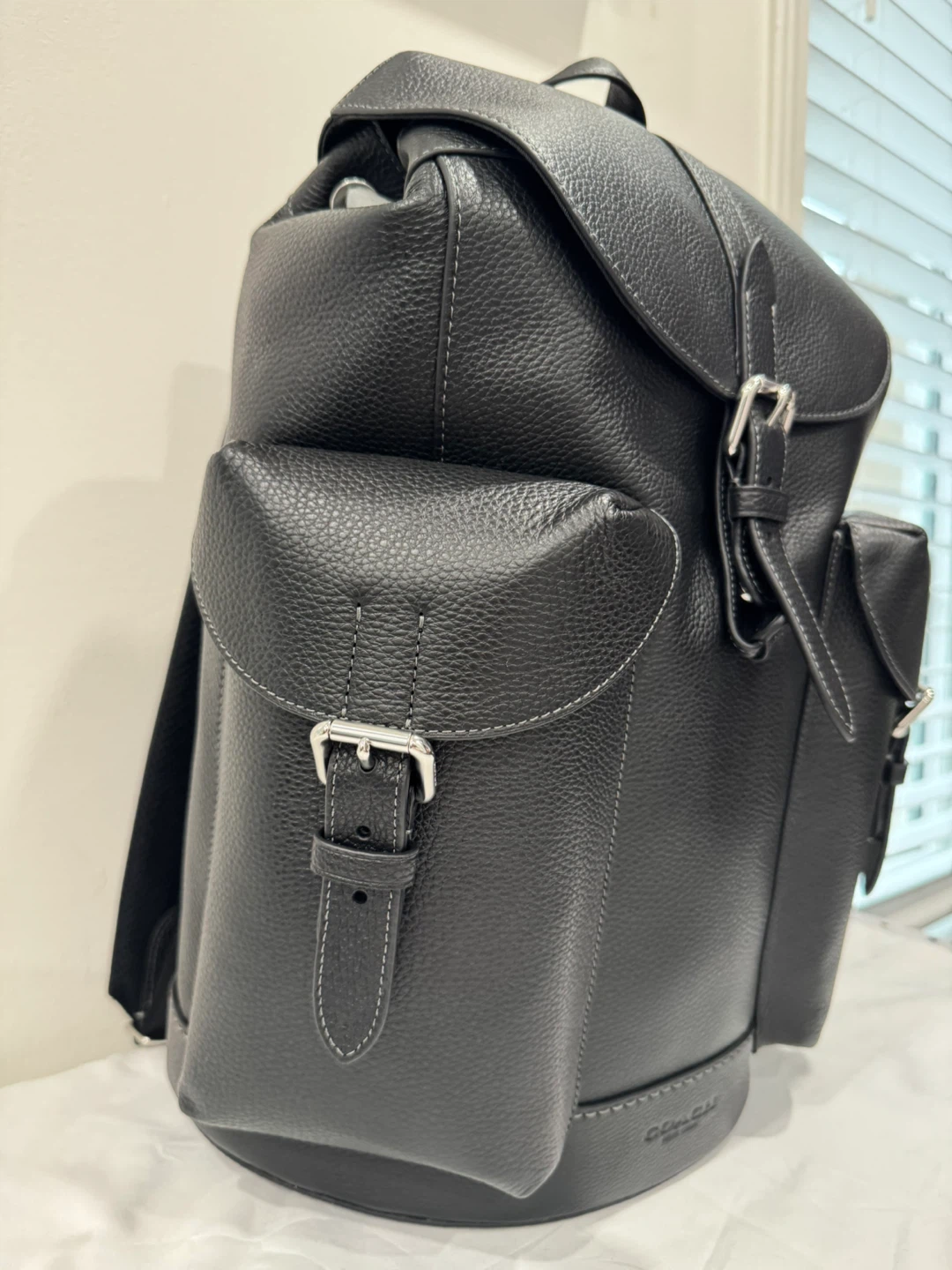 Coach Black Leather Backpack - photo 2