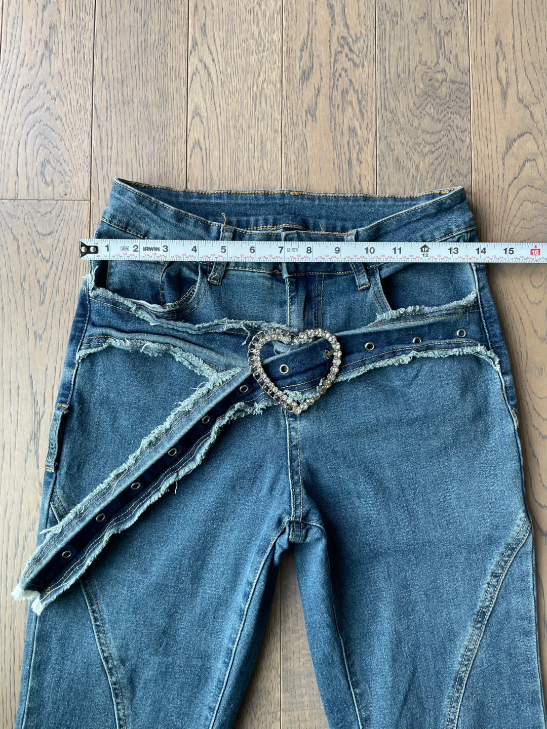 Women's Bell Bottom Jeans with Heart Buckle Belt - photo 5