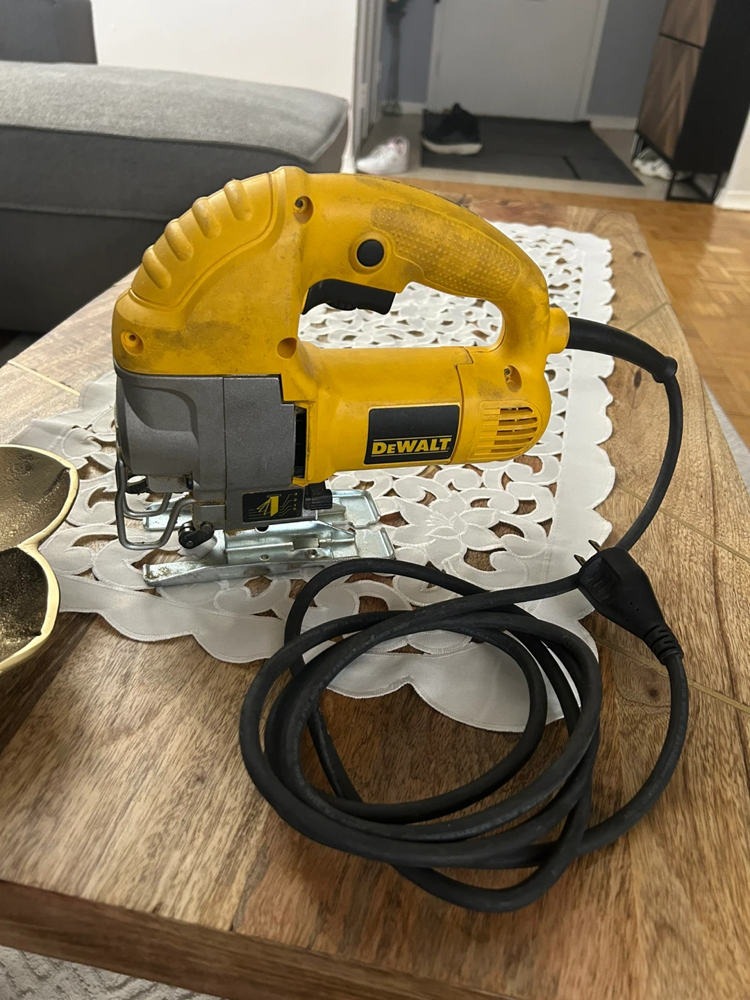 DeWalt DW317 VS Orbital Jig Saw - photo 3