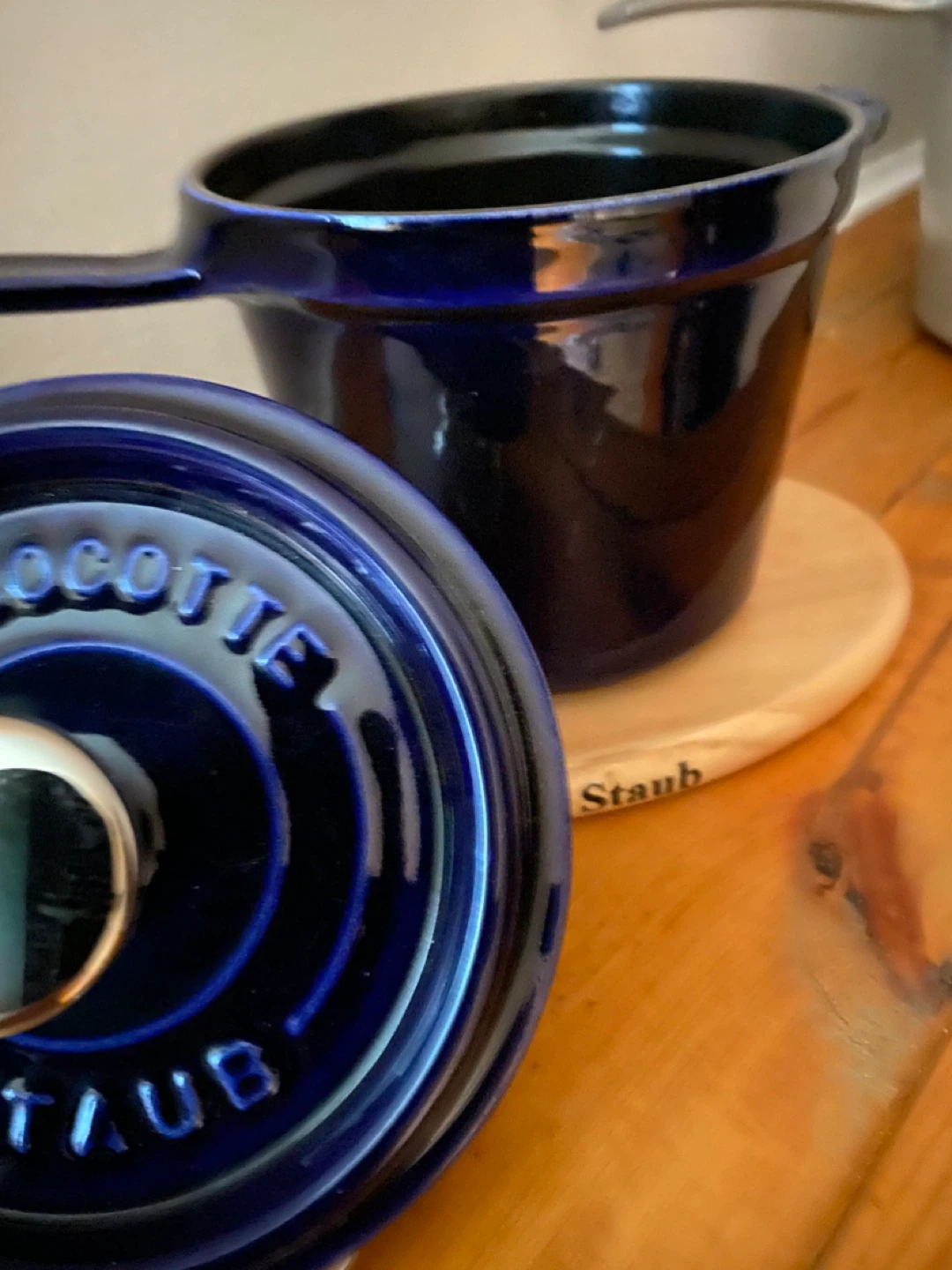 STAUB sauce pan in cast iron, round, blue - photo 2
