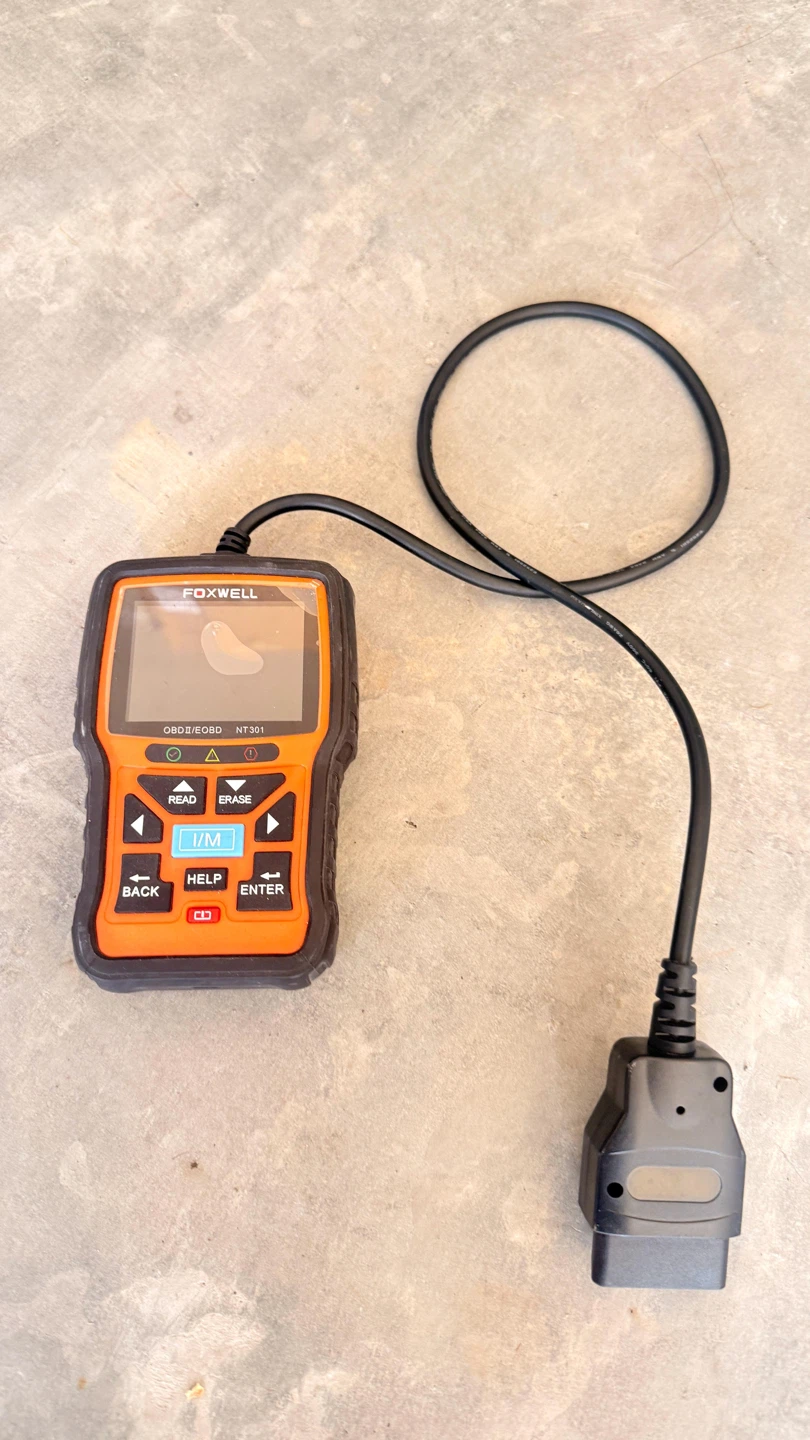 Foxwell NT301 OBD2 Scanner - photo 2