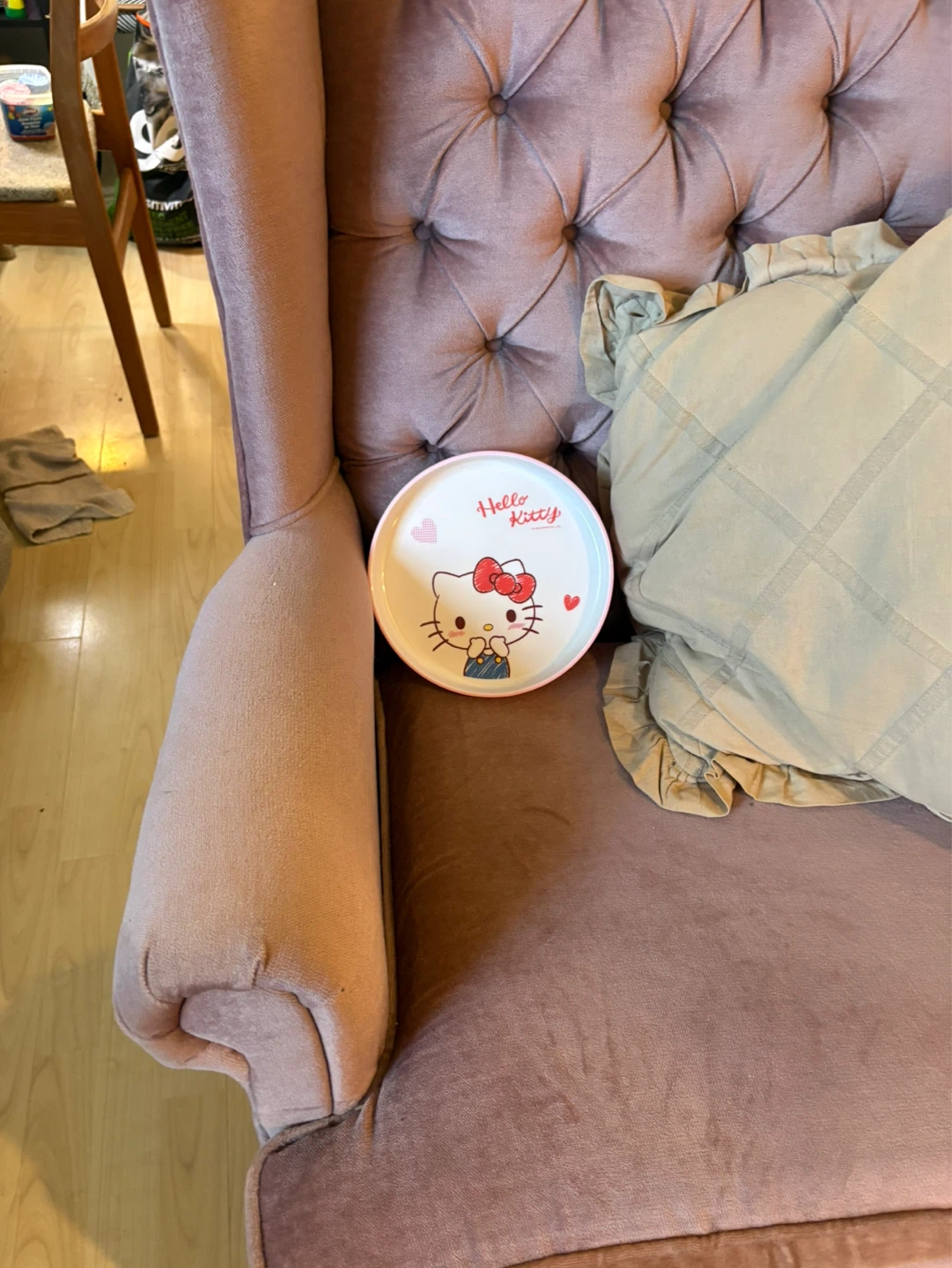 Hello kitty plate