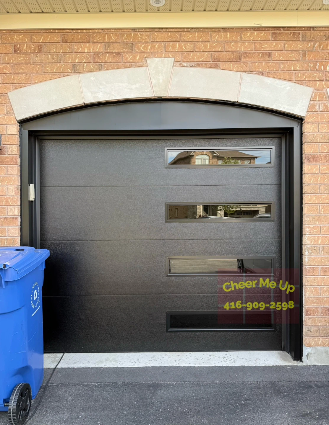 Flush style Garage door