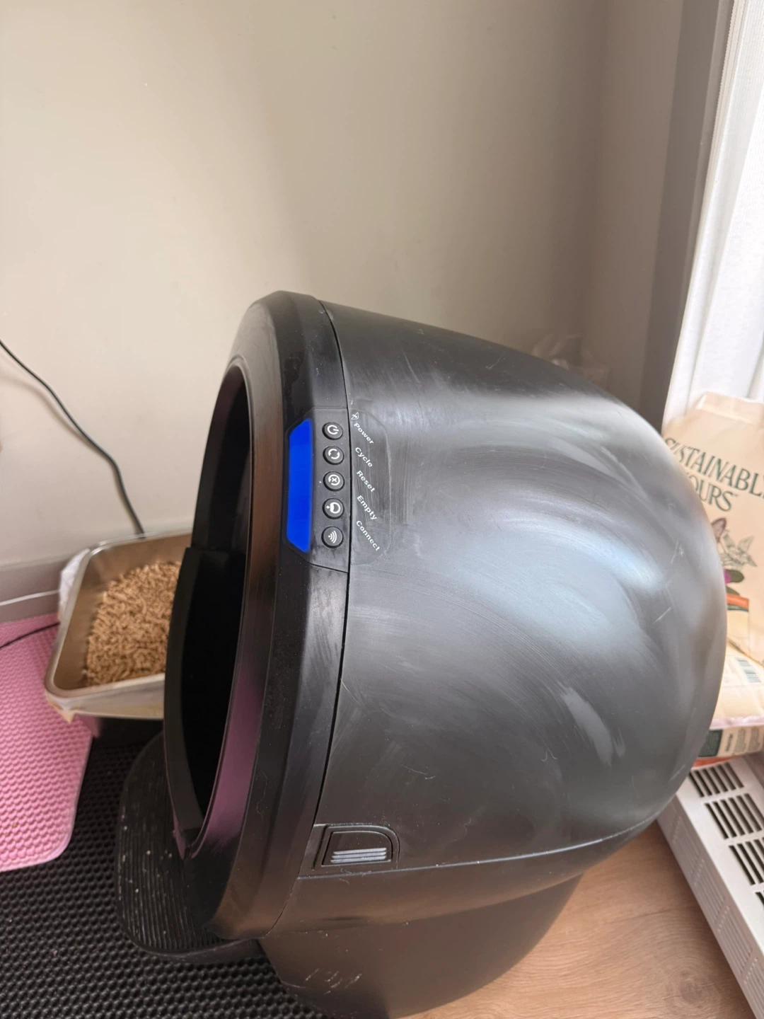 Litter-Robot 4 Automatic Self-Cleaning Litter Box - photo 4