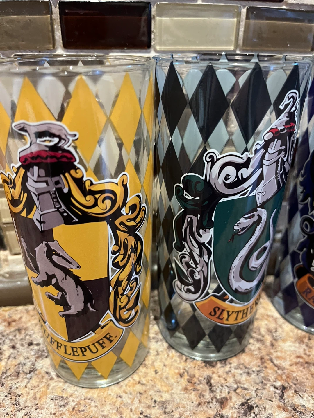 Harry Potter House Crest Glasses Set - photo 2