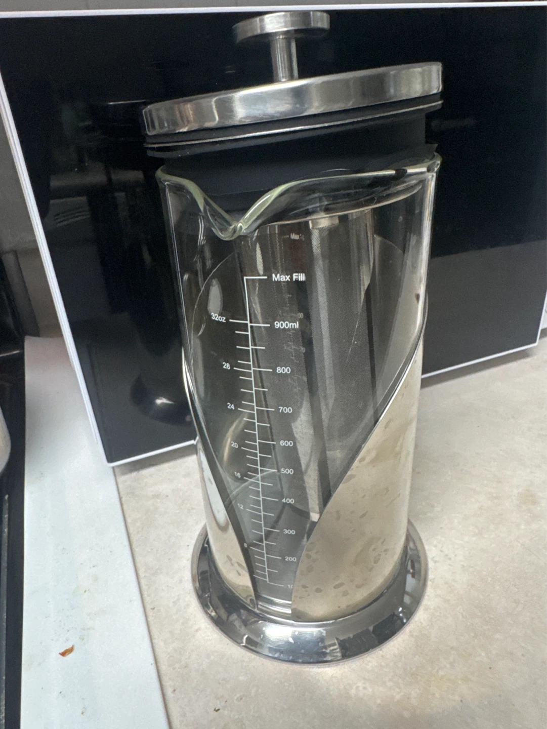 Cold brew coffee maker