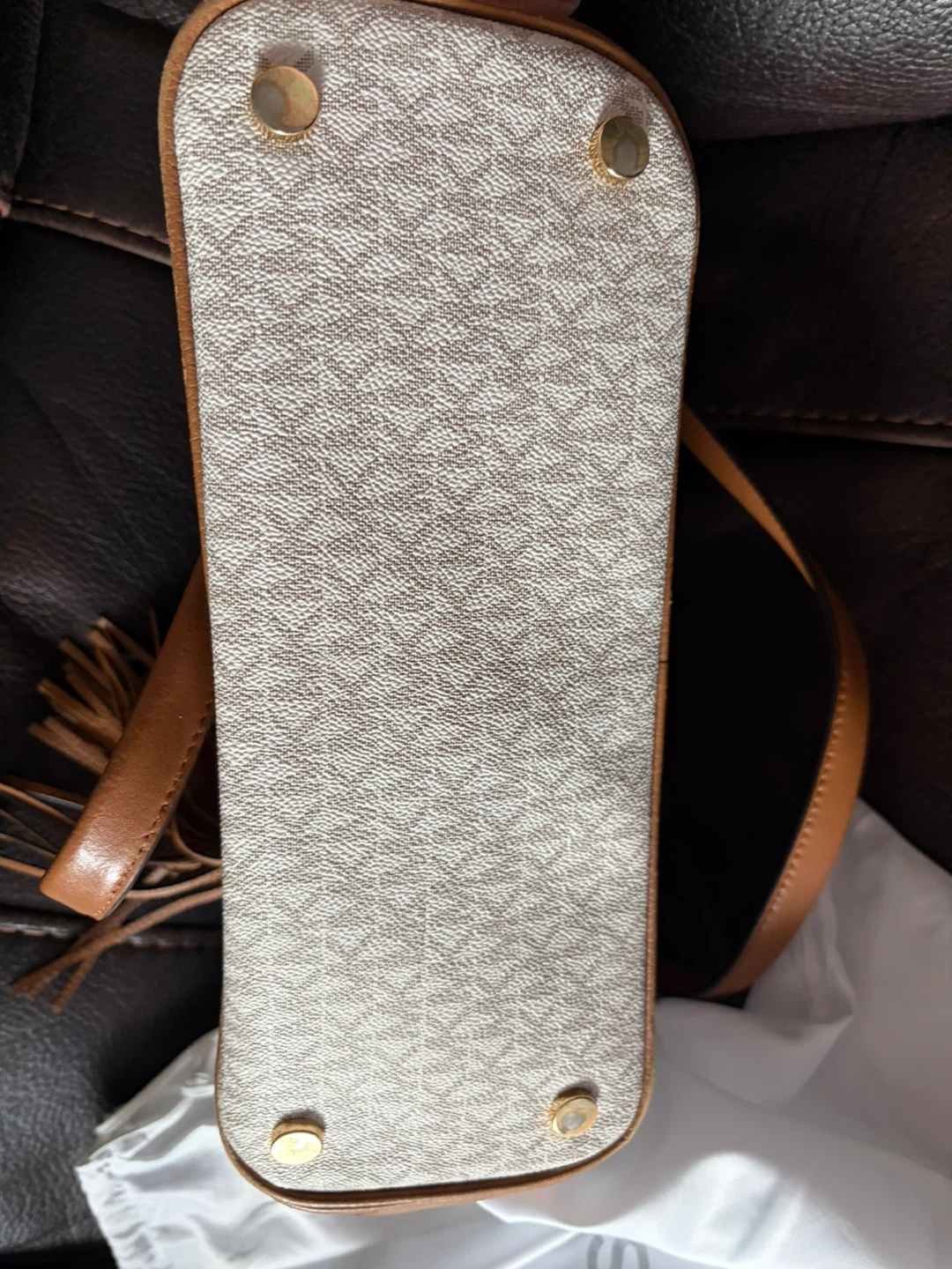 Michael Kors Tote Bag with Signature MK Pattern - photo 4