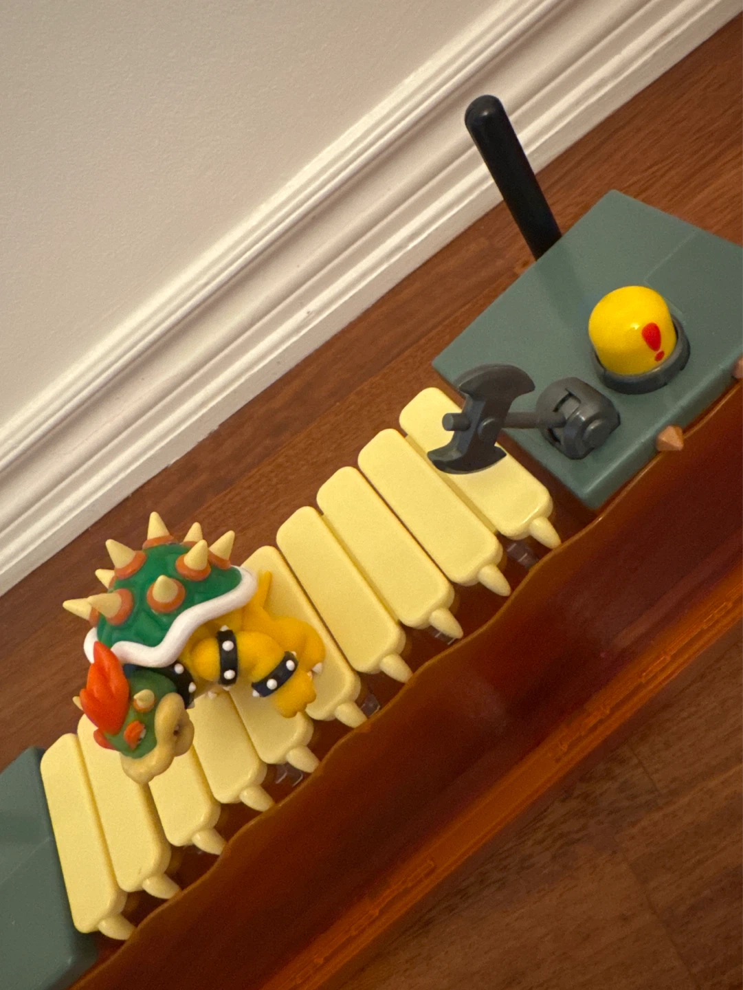 Nintendo Super Mario Bowser Battle Playset - photo 3