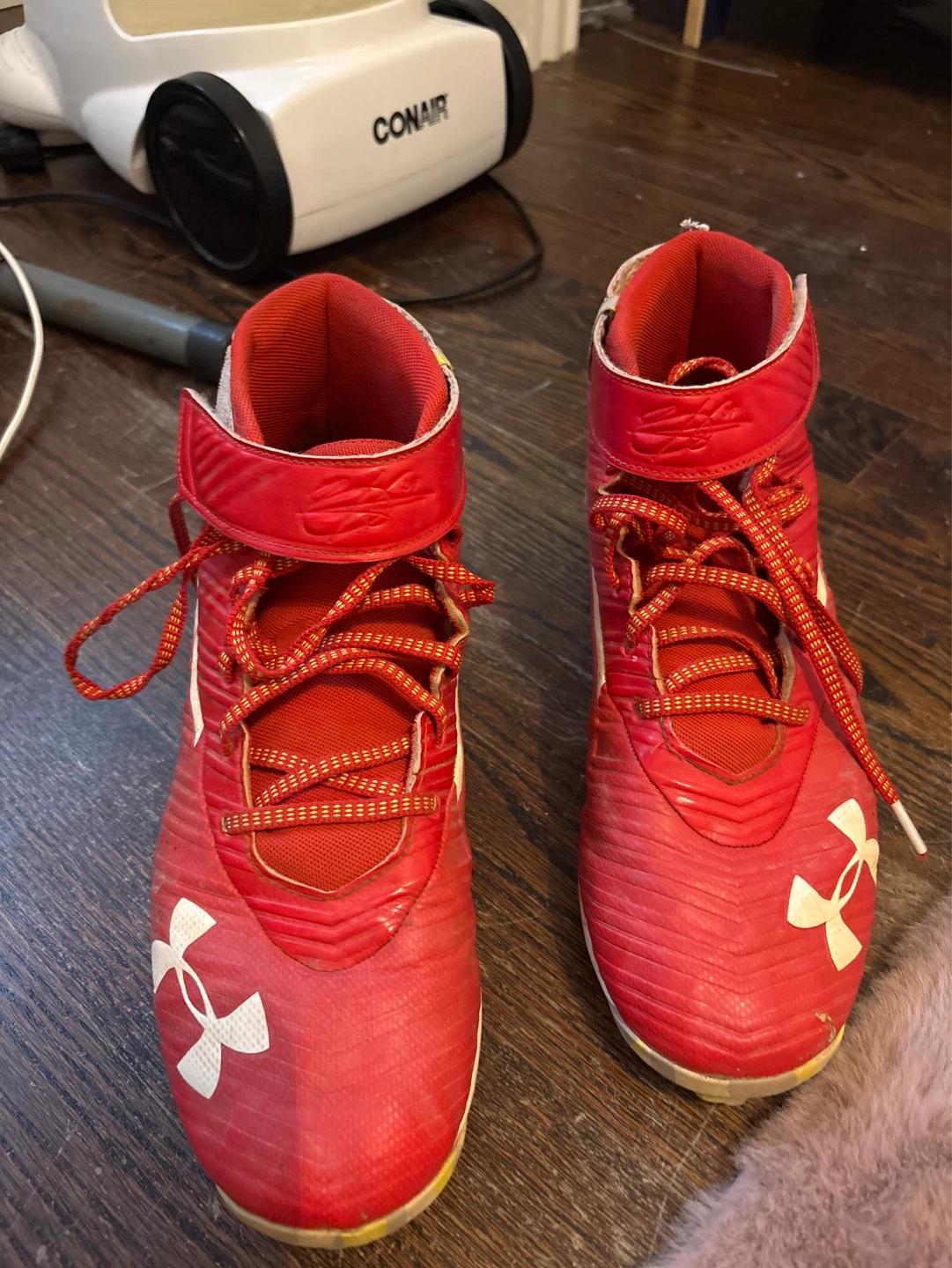 Under Armour Red Baseball Cleats Size 7.5 Youth - photo 2