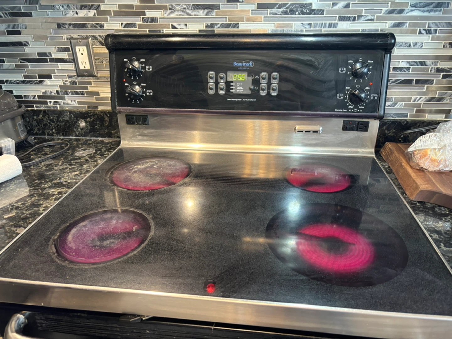 Beau Mark Electric Stove with Oven - photo 3