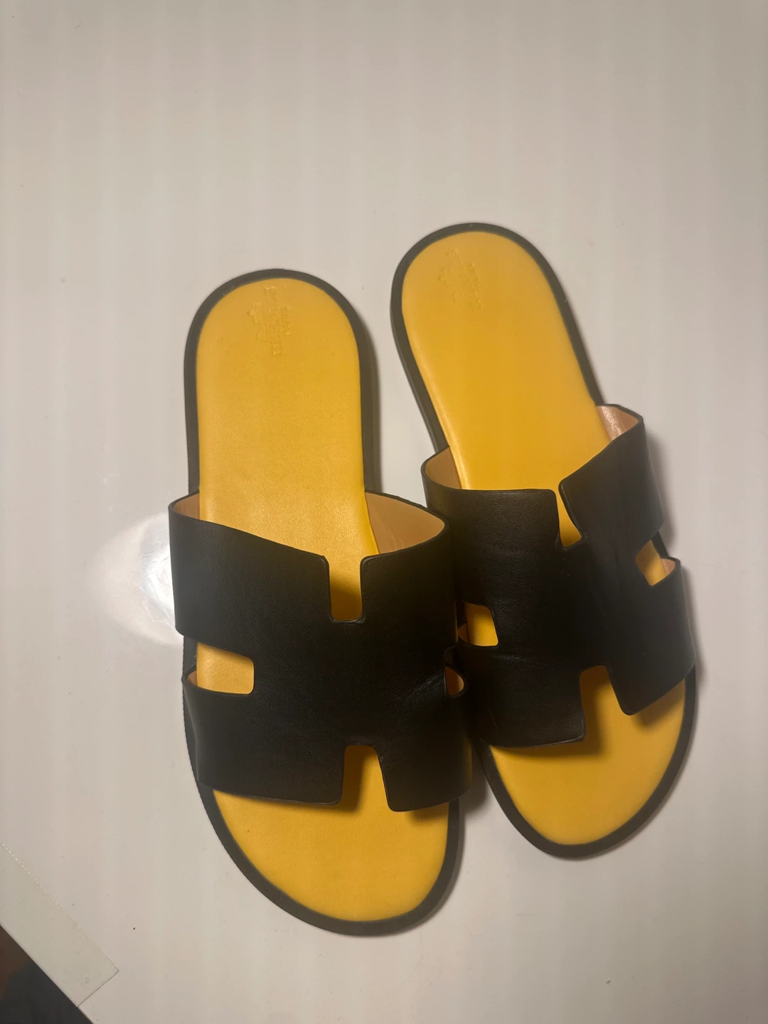 Hermes Oran Sandals Black/Yellow Leather Size 9